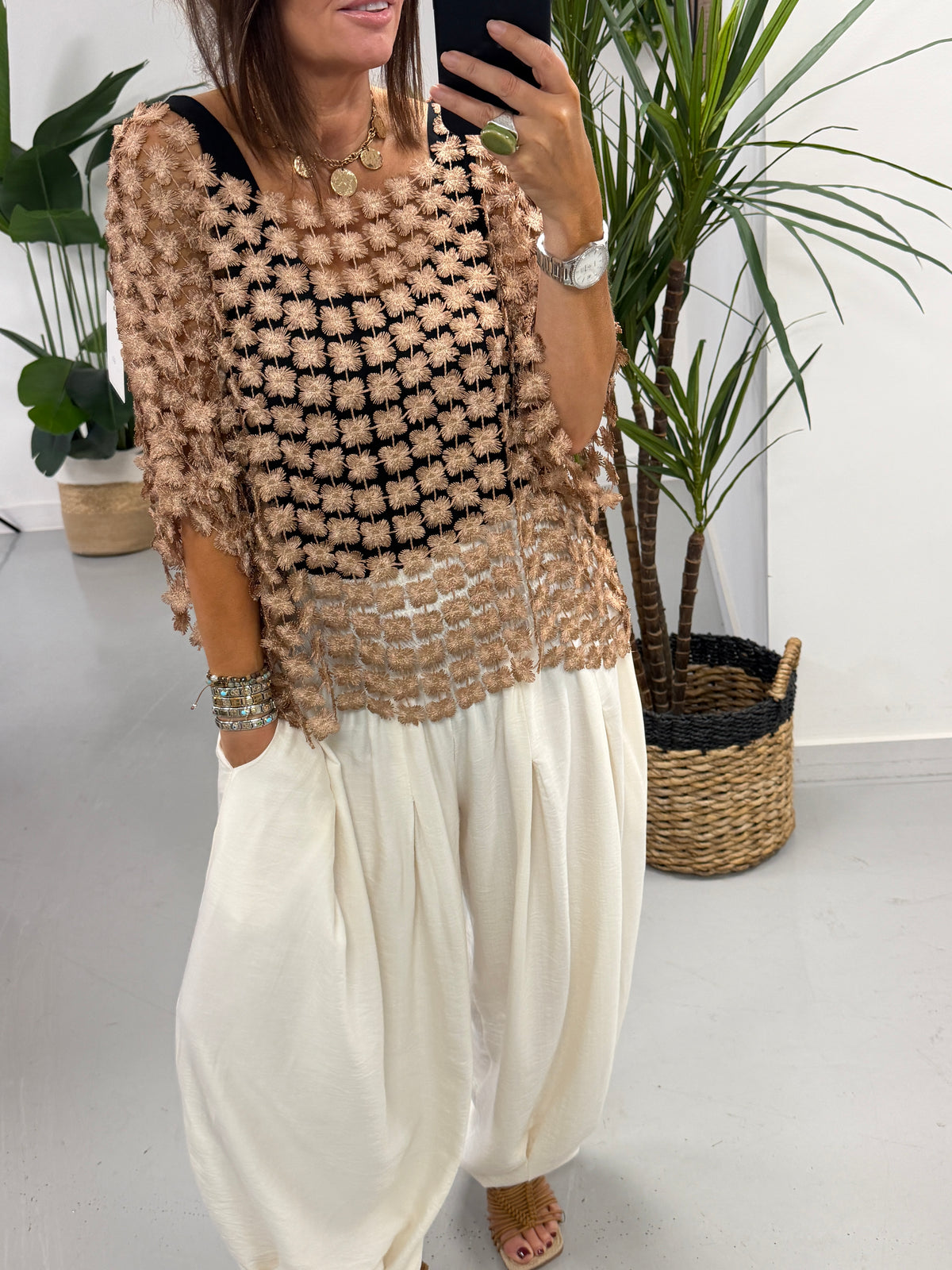 Sorrento Flower Crochet- Gold