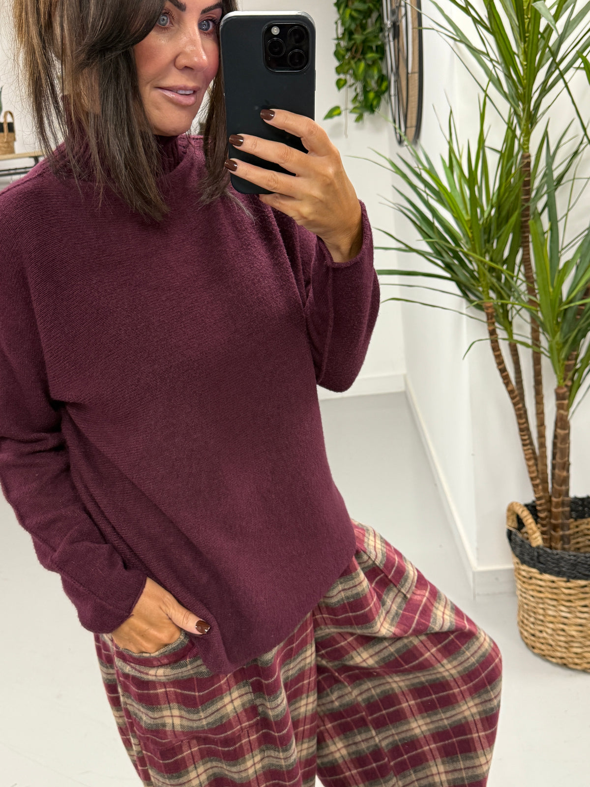 Asher Soft Knit - Aubergine