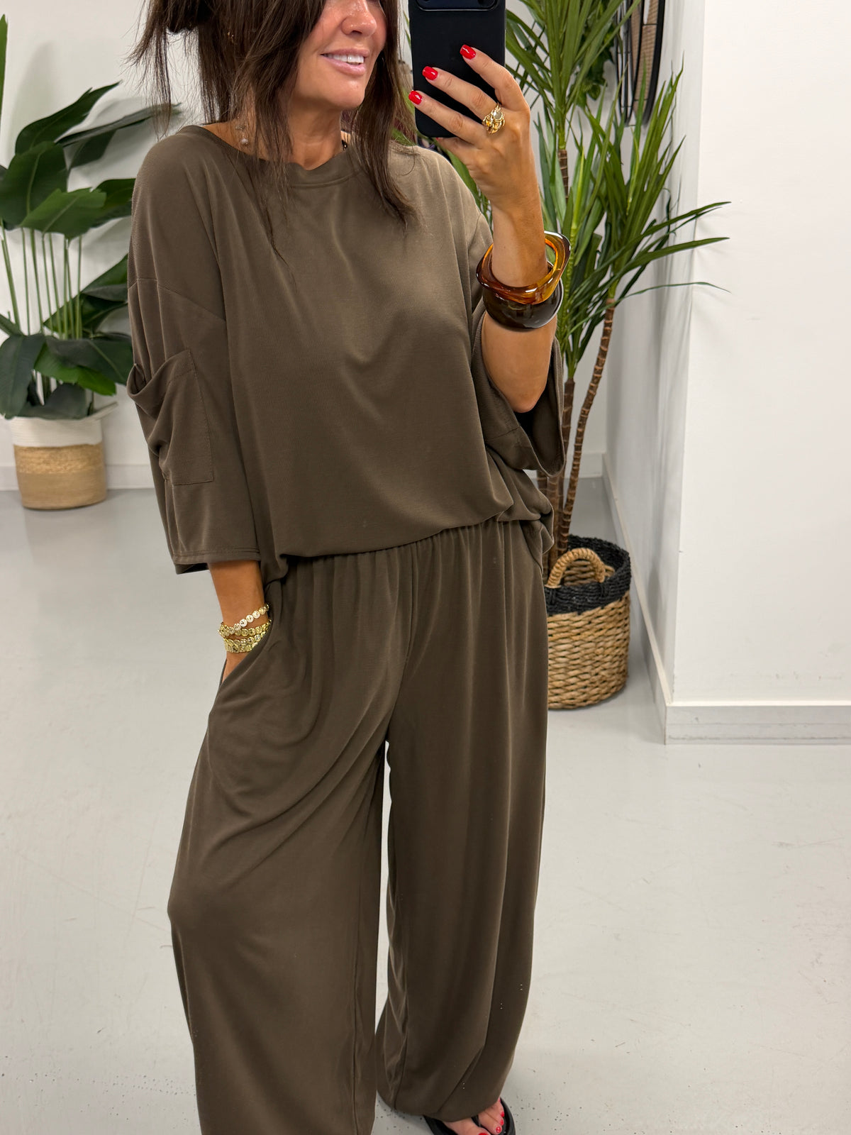 The UTB Weekend Slouch Co-Ord - Chocolate (Size 14-18/20)