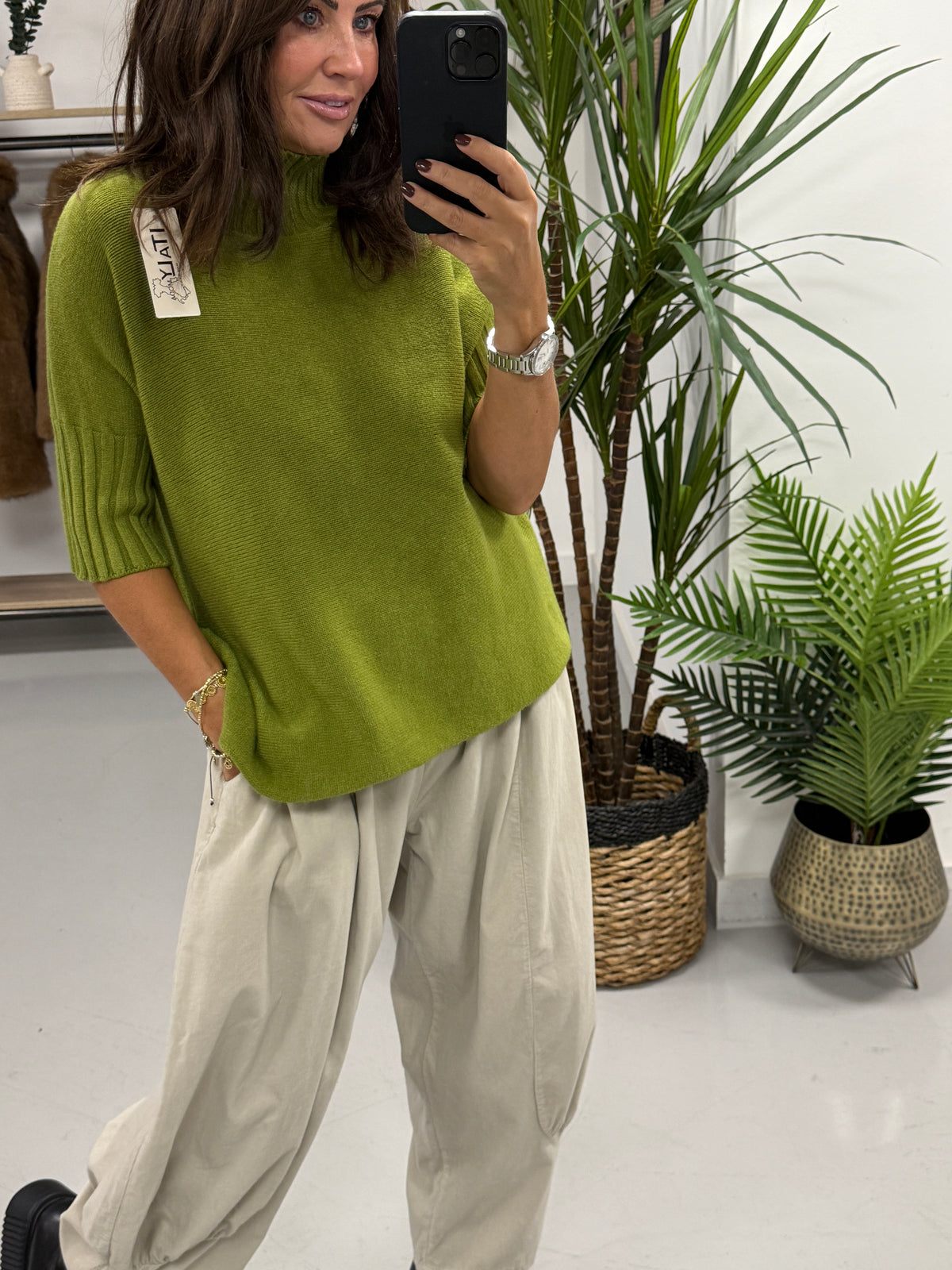 Crop Sleeve Knit - Pistachio