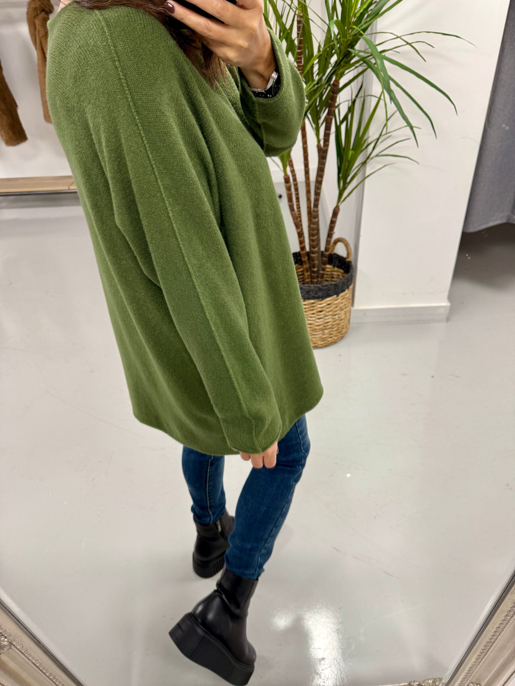 The Chelsea Round Neck Knit - Khaki