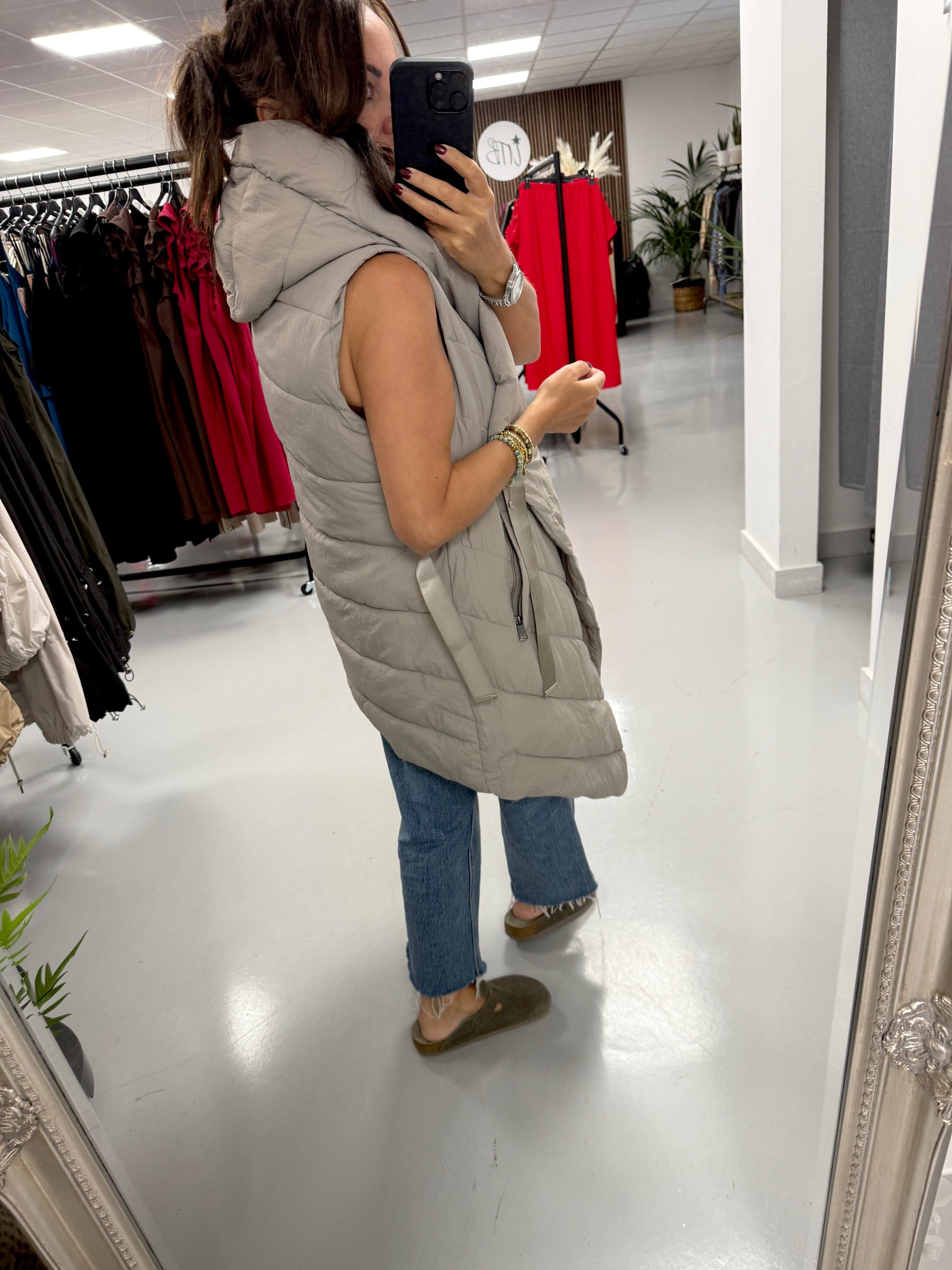Fly Asymmetrical Hooded Giilet - Taupe