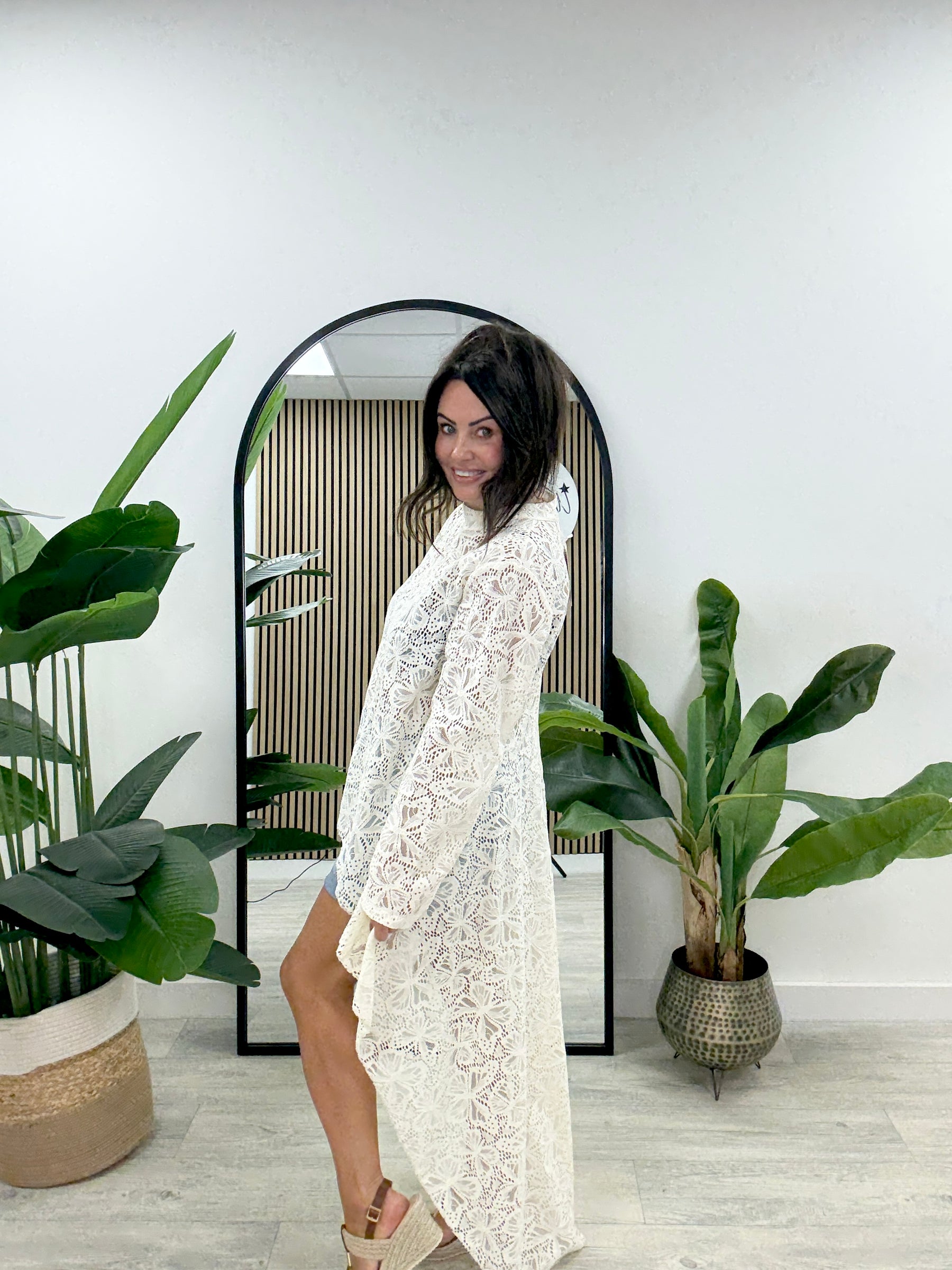 The Premium Parisian Hi Low Lace - Cream
