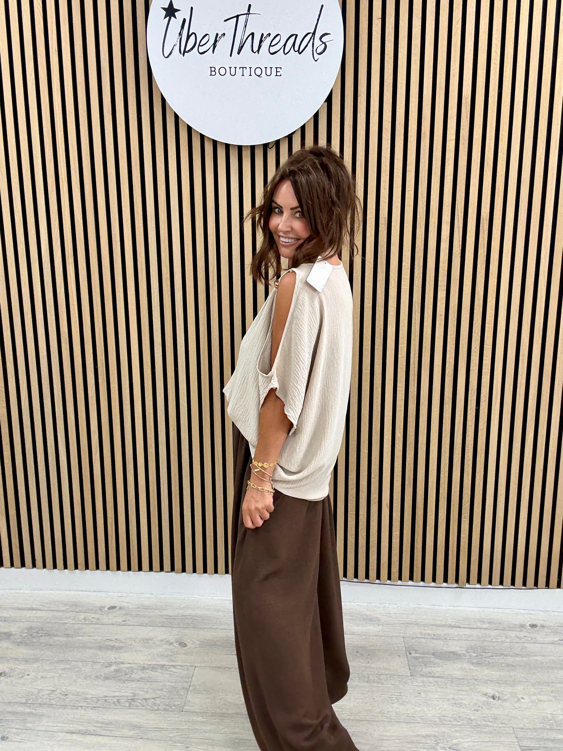 The Calle Cold Shoulder - Cream