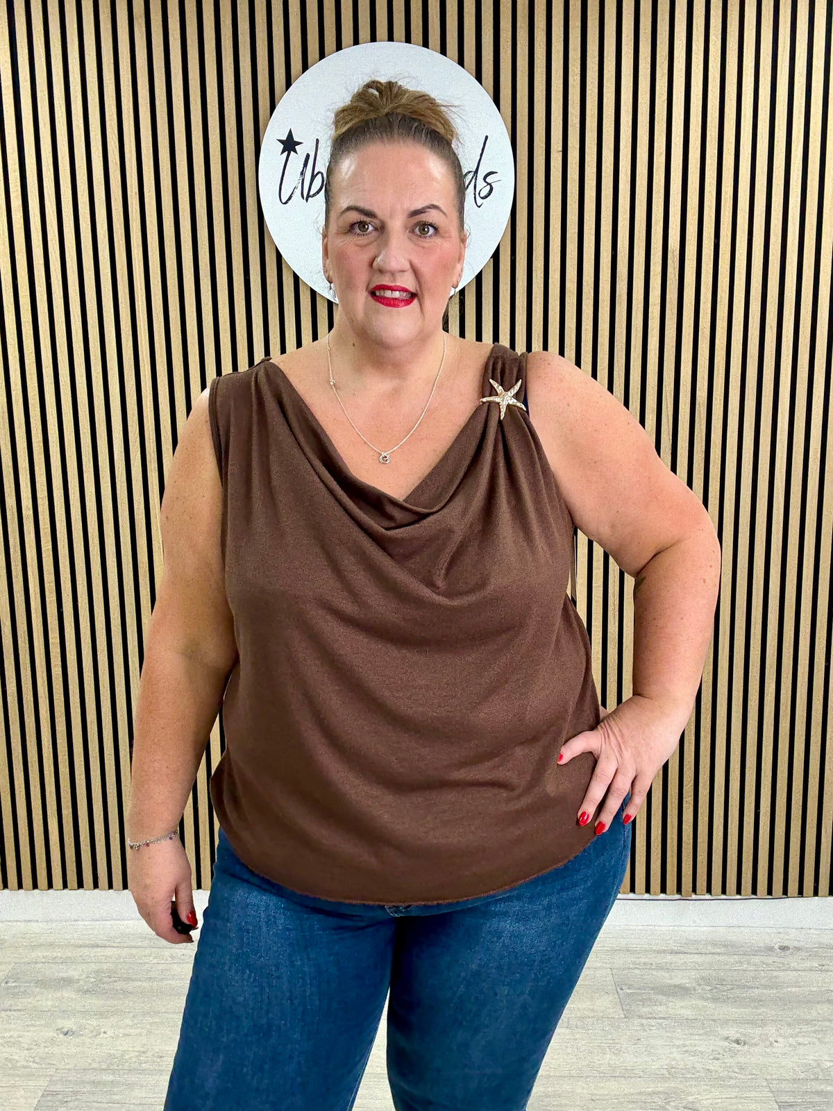 The Soft Knit Starfish - Chocolate