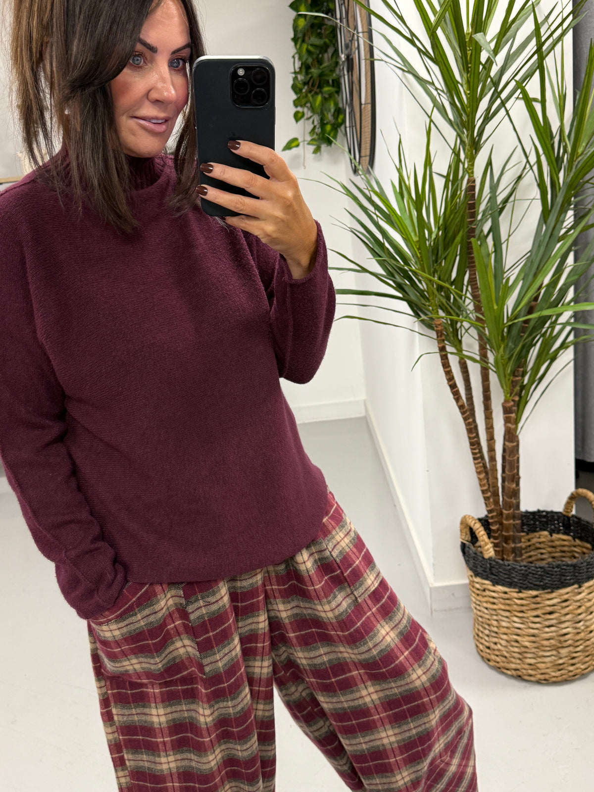 Asher Soft Knit - Aubergine