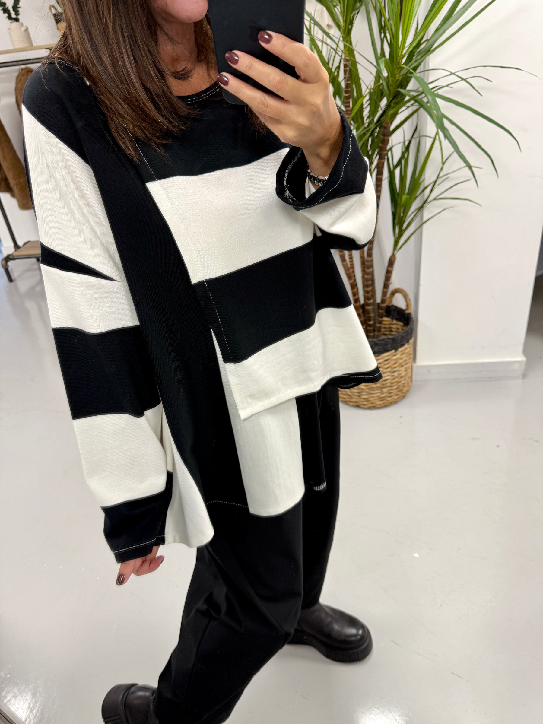 I.D Cut Out Stripe Tunic