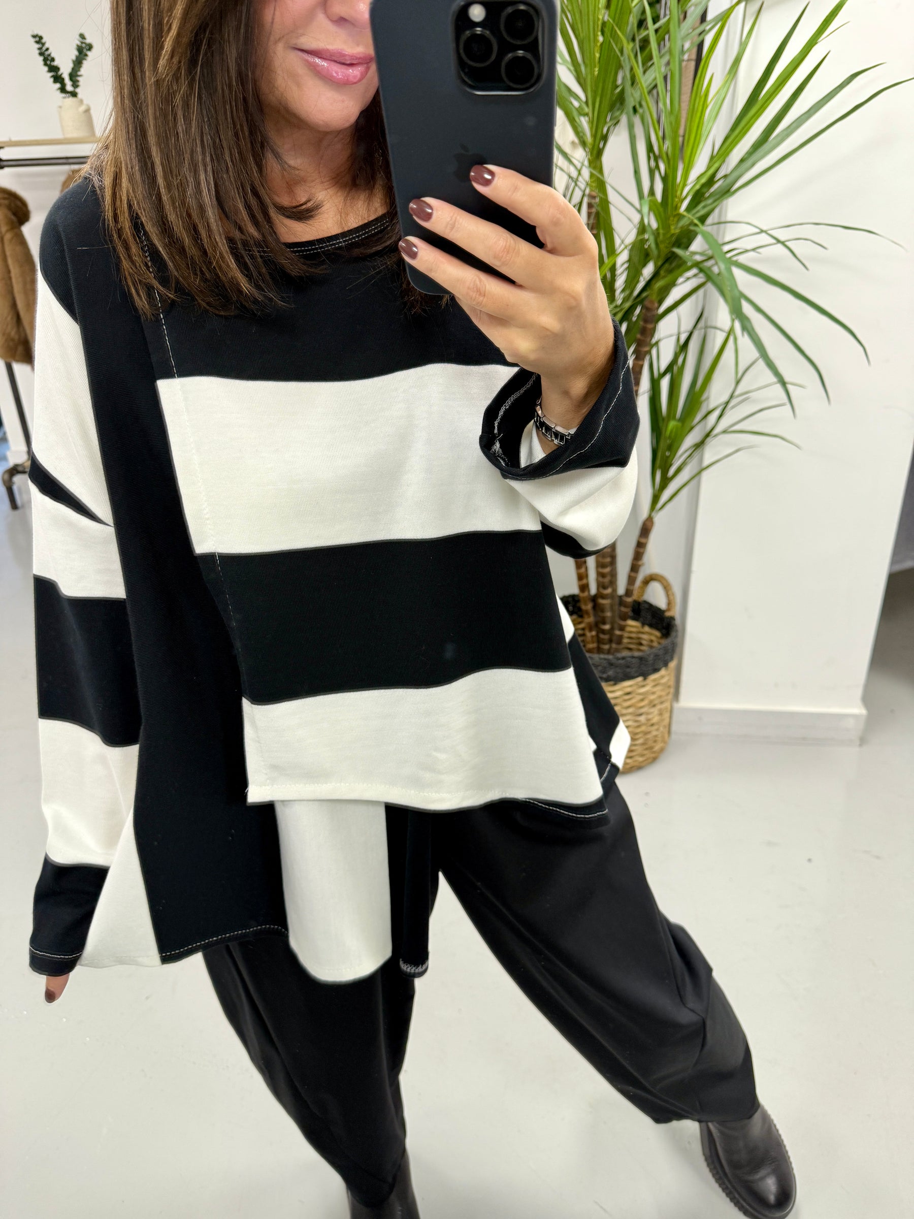 I.D Cut Out Stripe Tunic