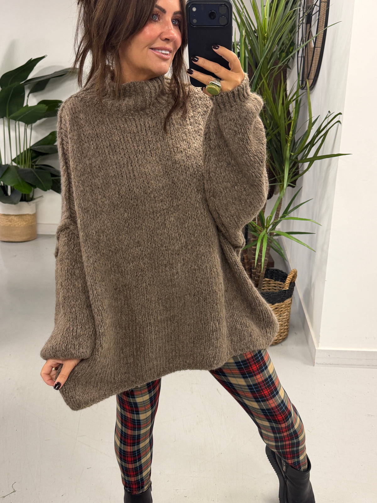 The Rustic Soft Knit - Mocha