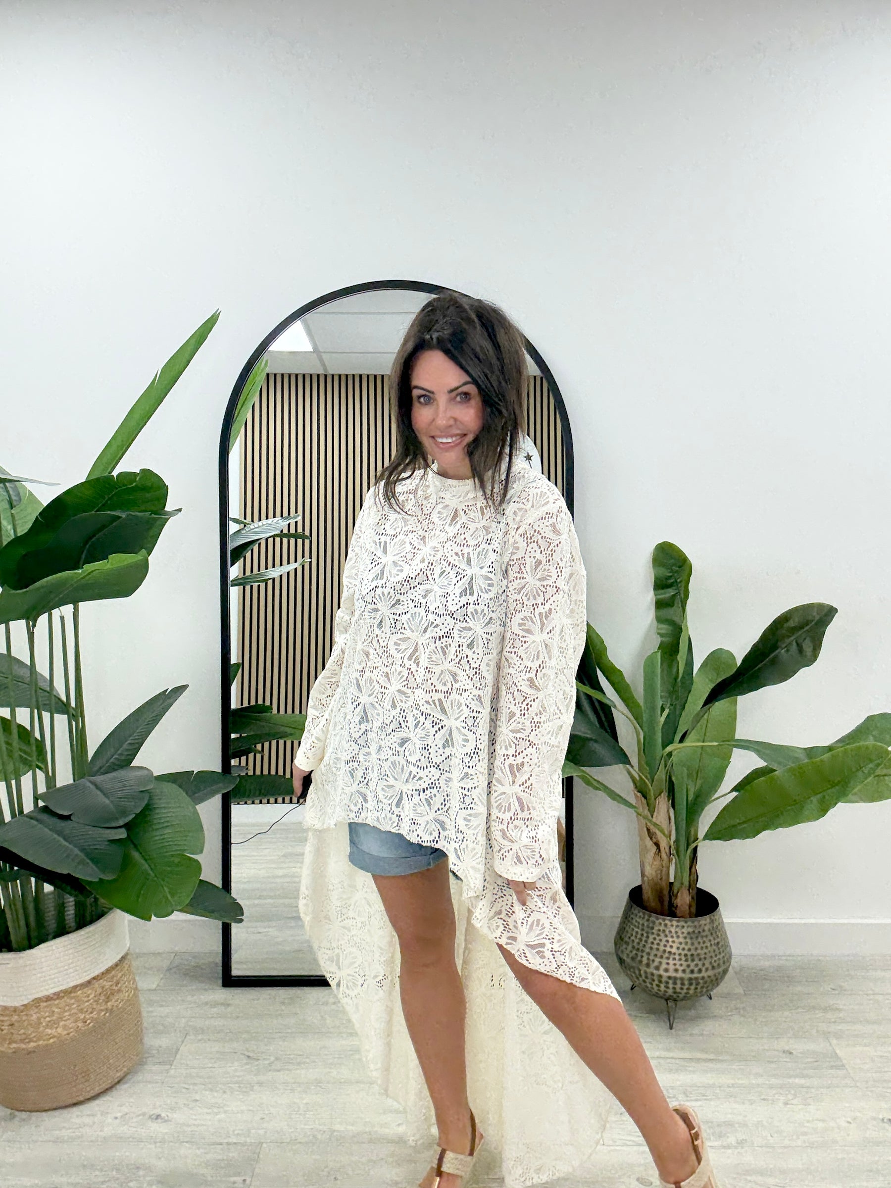 The Premium Parisian Hi Low Lace - Cream
