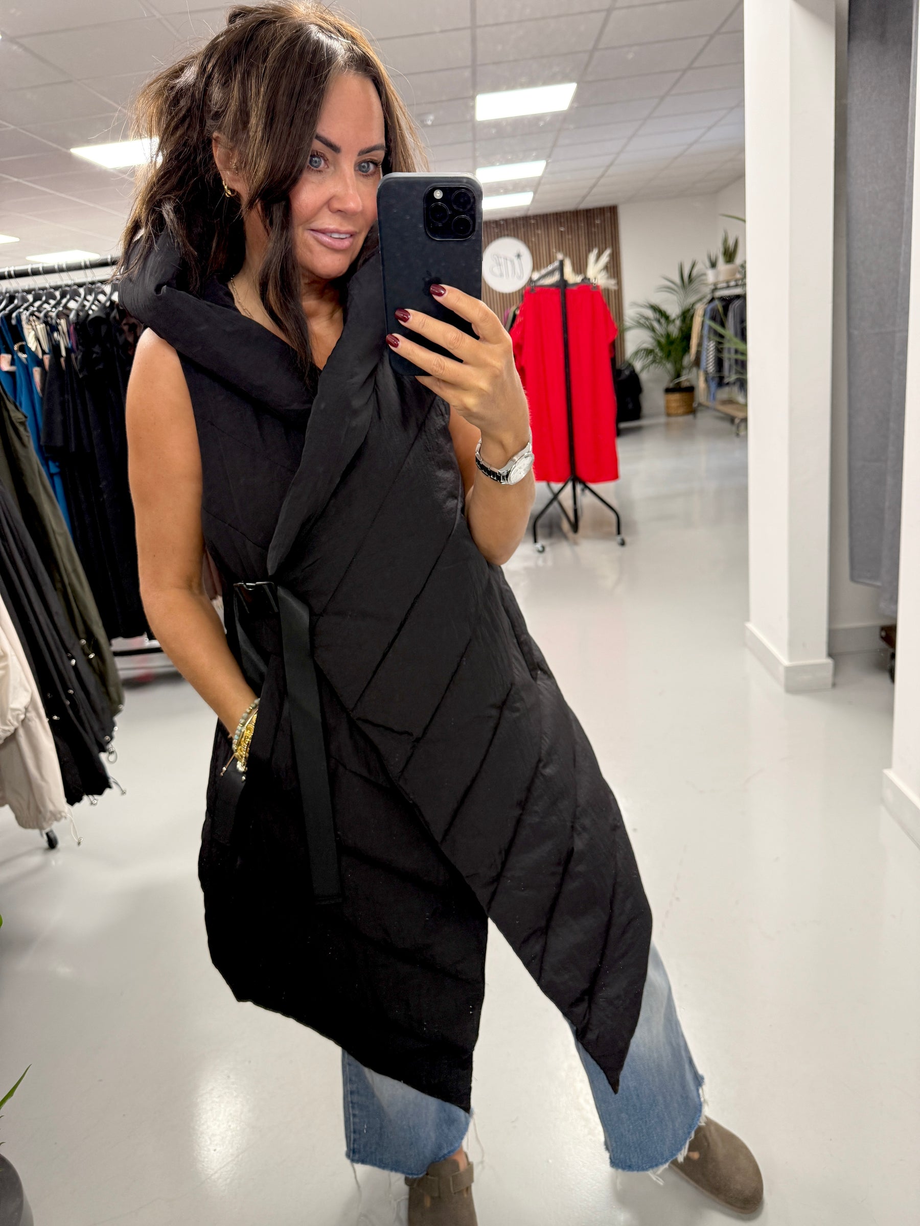 Fly Asymmetrical Hooded Giilet - Black