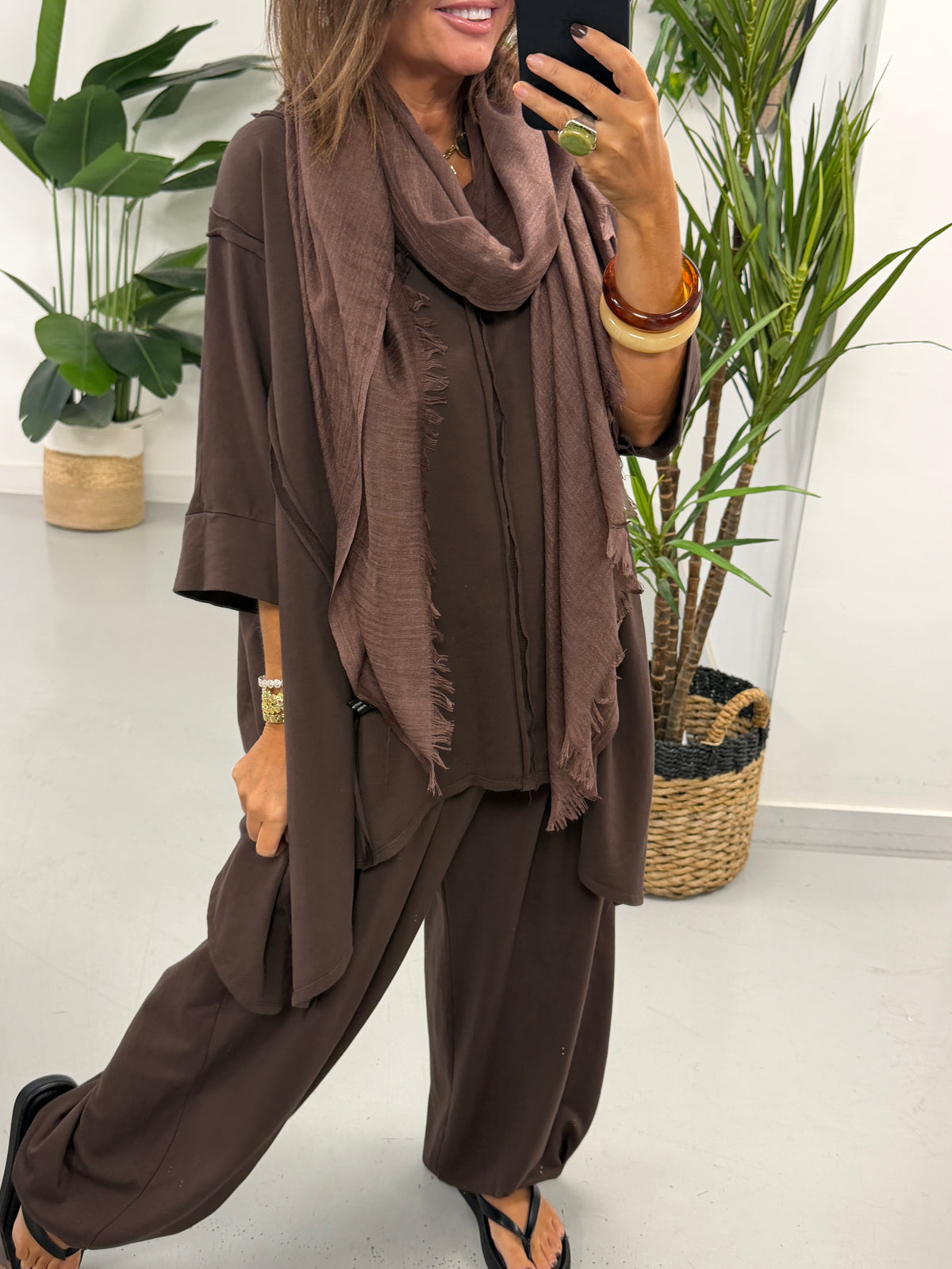 The Freestyle Slouch Handkerchief Hem Sweat - Chocolate