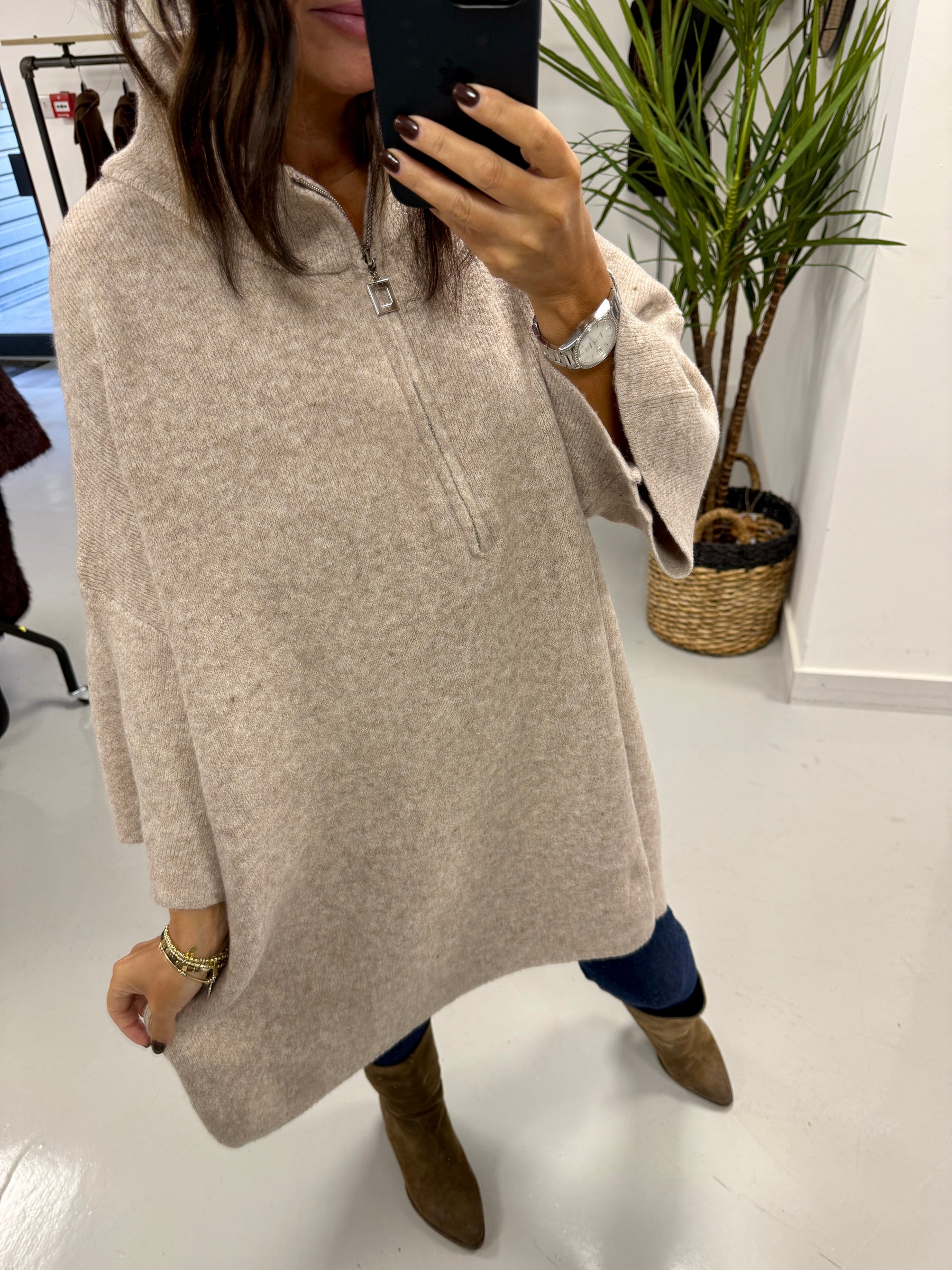 The Enzo Zip Soft Knit - Oatmeal