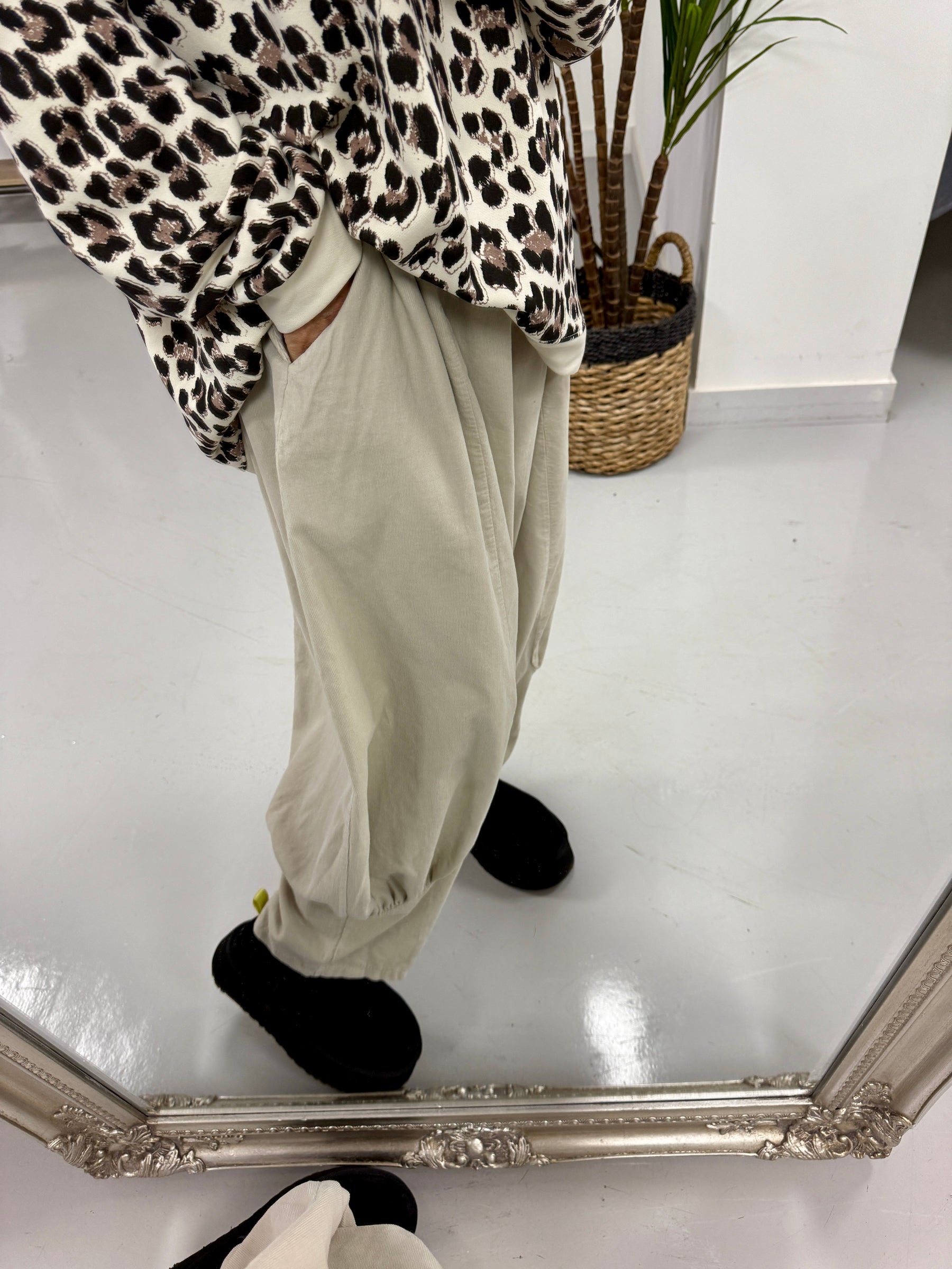 The Orla Needlecord Tapered Joggers - Cream