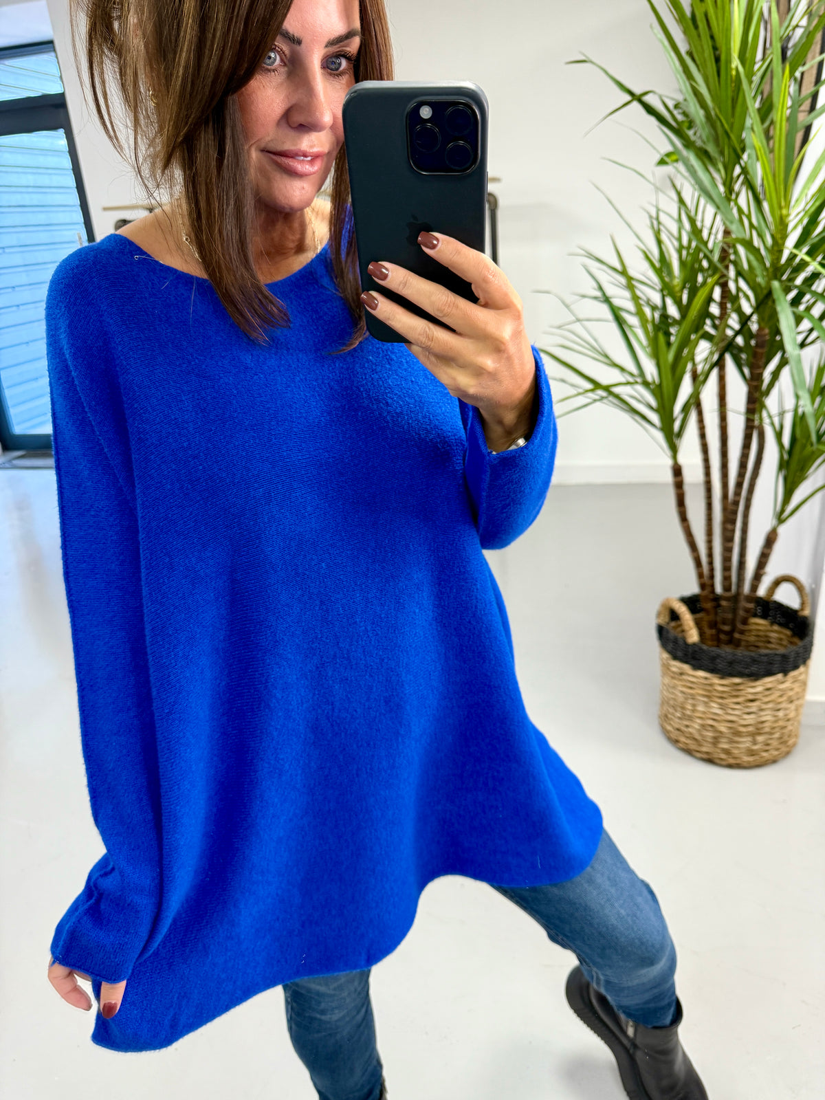 The Chelsea Round Neck Knit - Cobolt