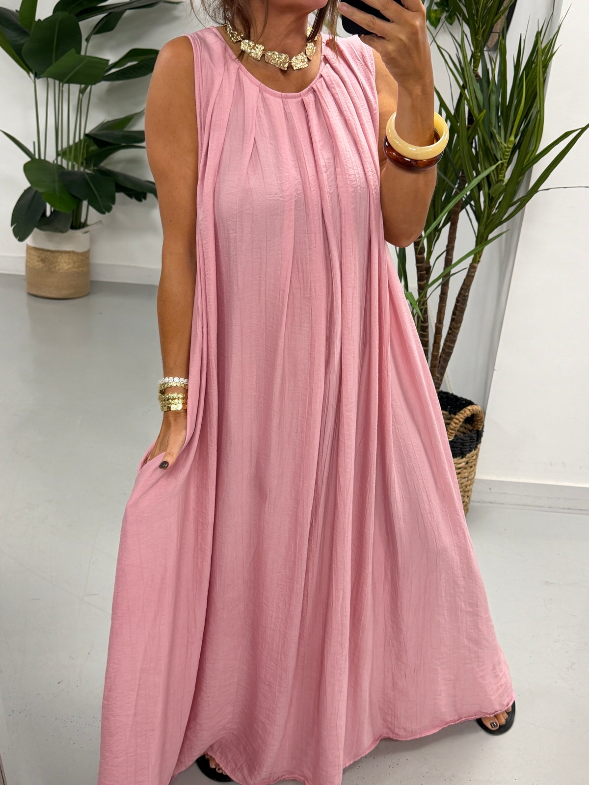 Crinkle Maxi Dress - Pink