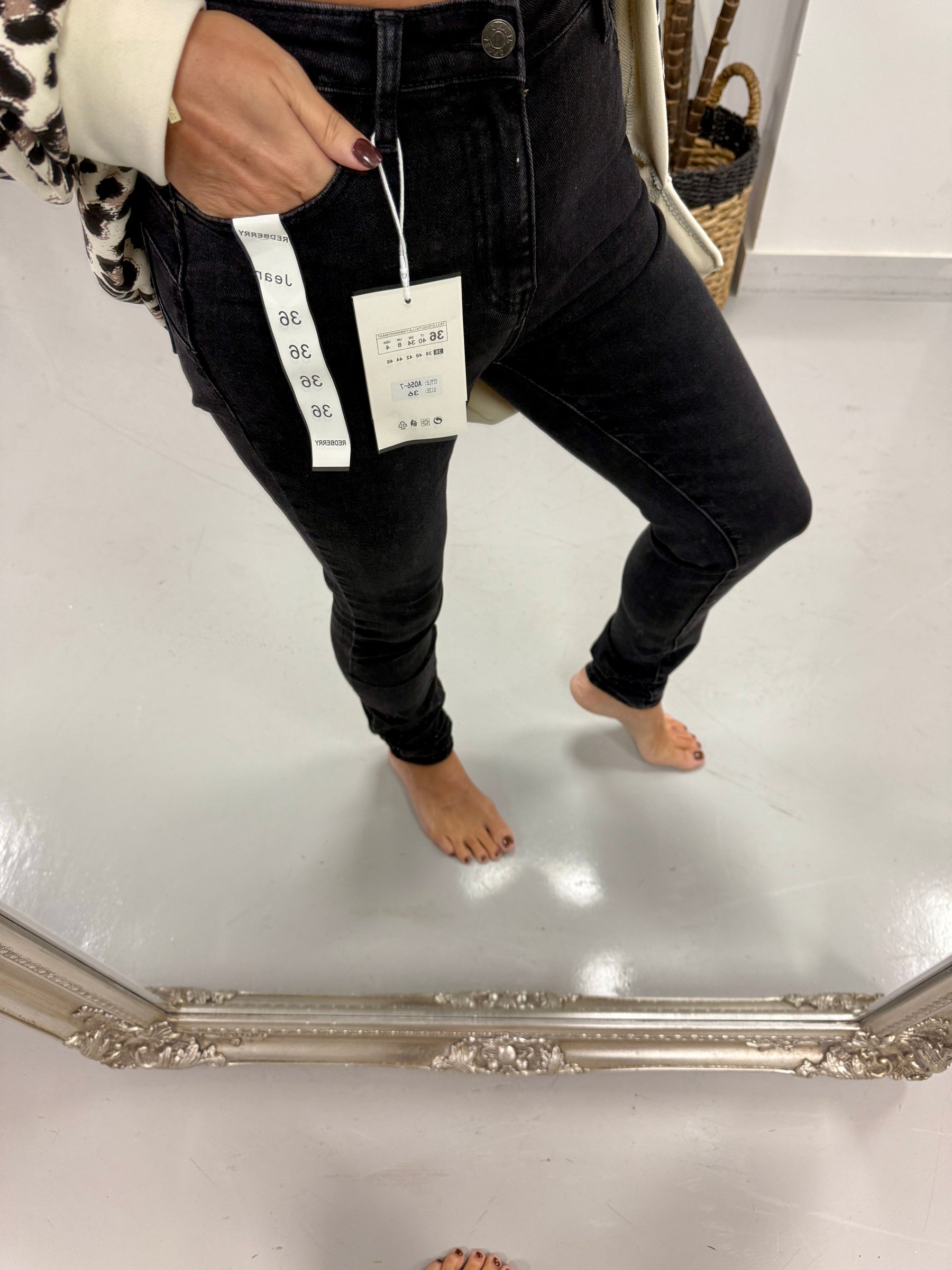 Redberry Push up Skinny Jeans - Black