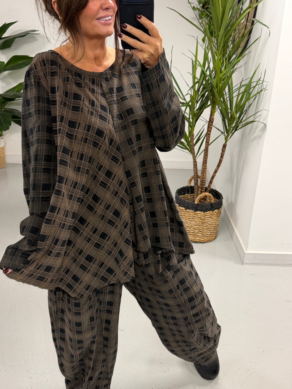 The Herritage Check Needlecord Tunic - Chocolate/Black (Size 12-16)