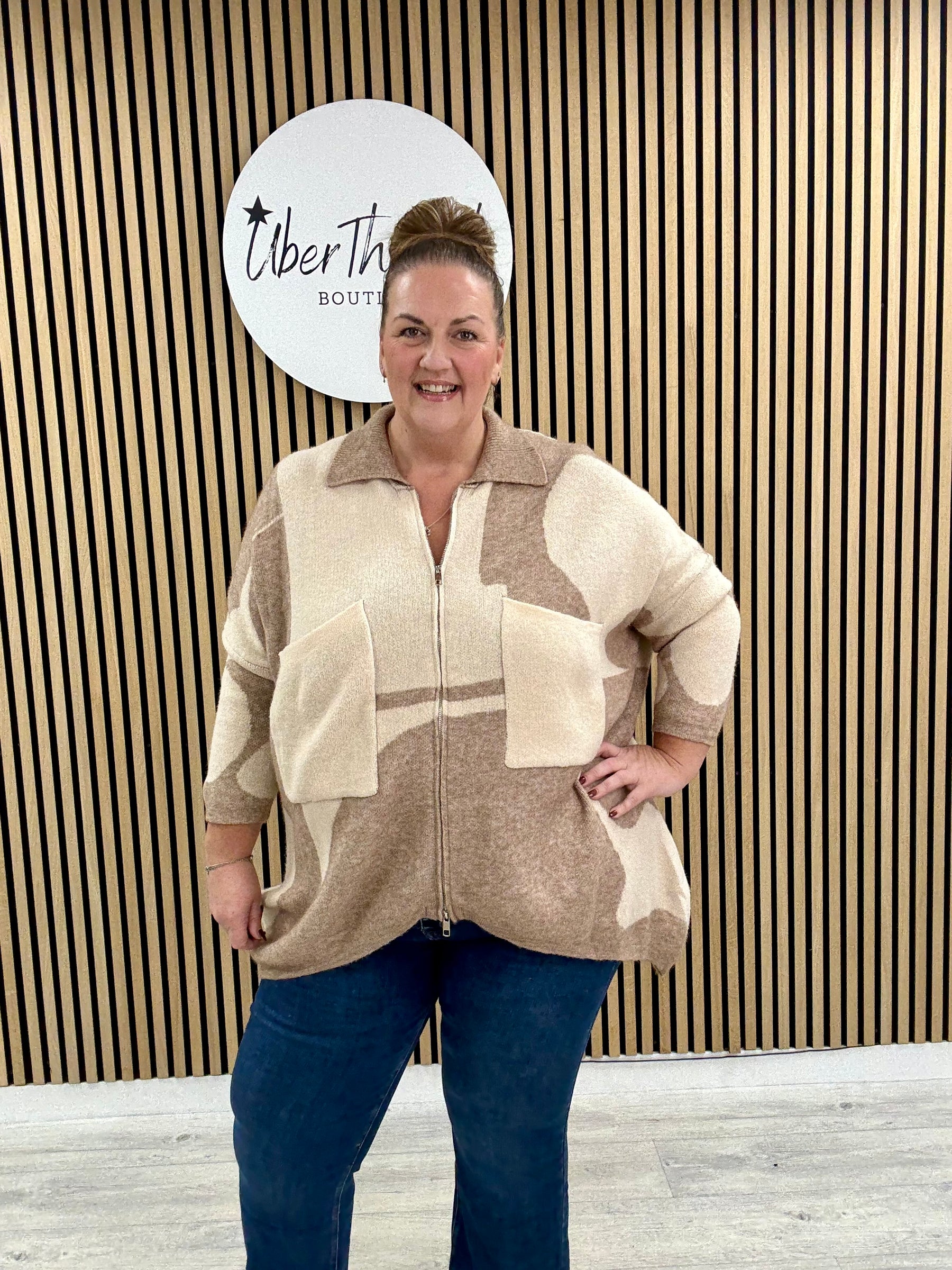 The Camello Zip Cardigan - Camel/Cream