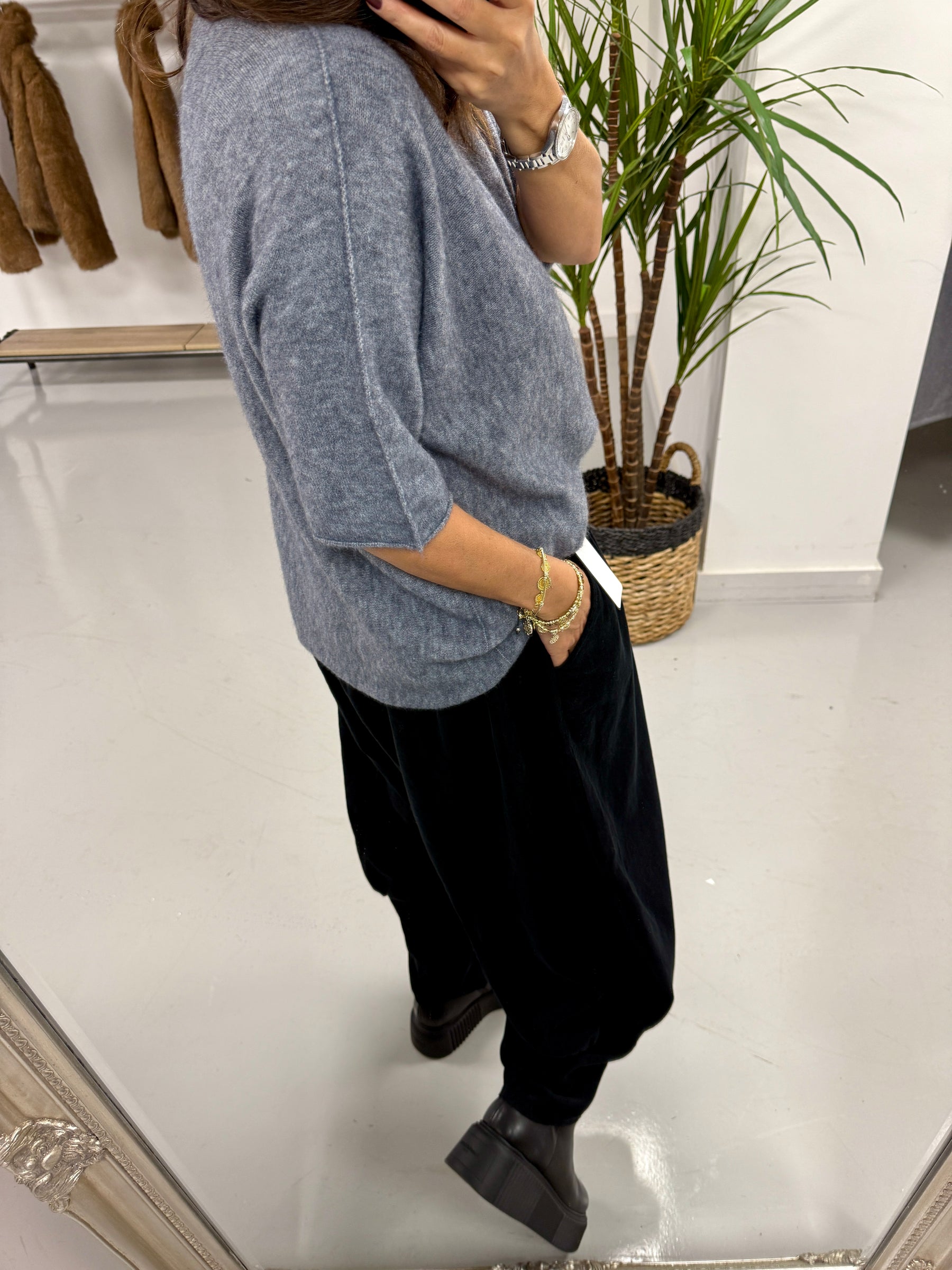 Oakley Crop Sleeve Knit - Grey