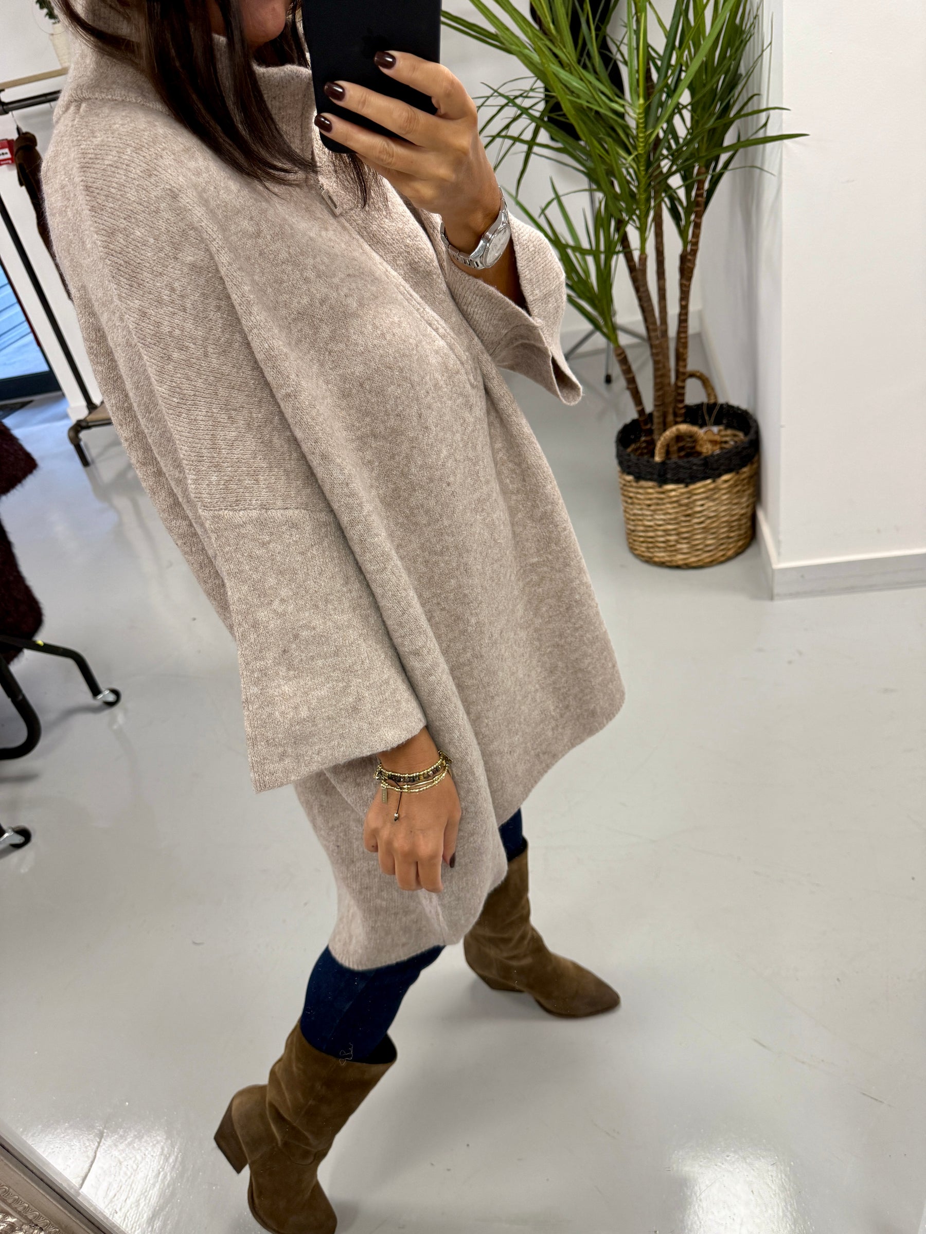 The Enzo Zip Soft Knit - Oatmeal