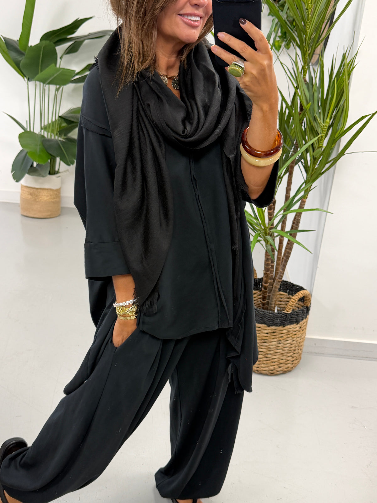 The Freestyle Slouch Handkerchief Hem Sweat - Black