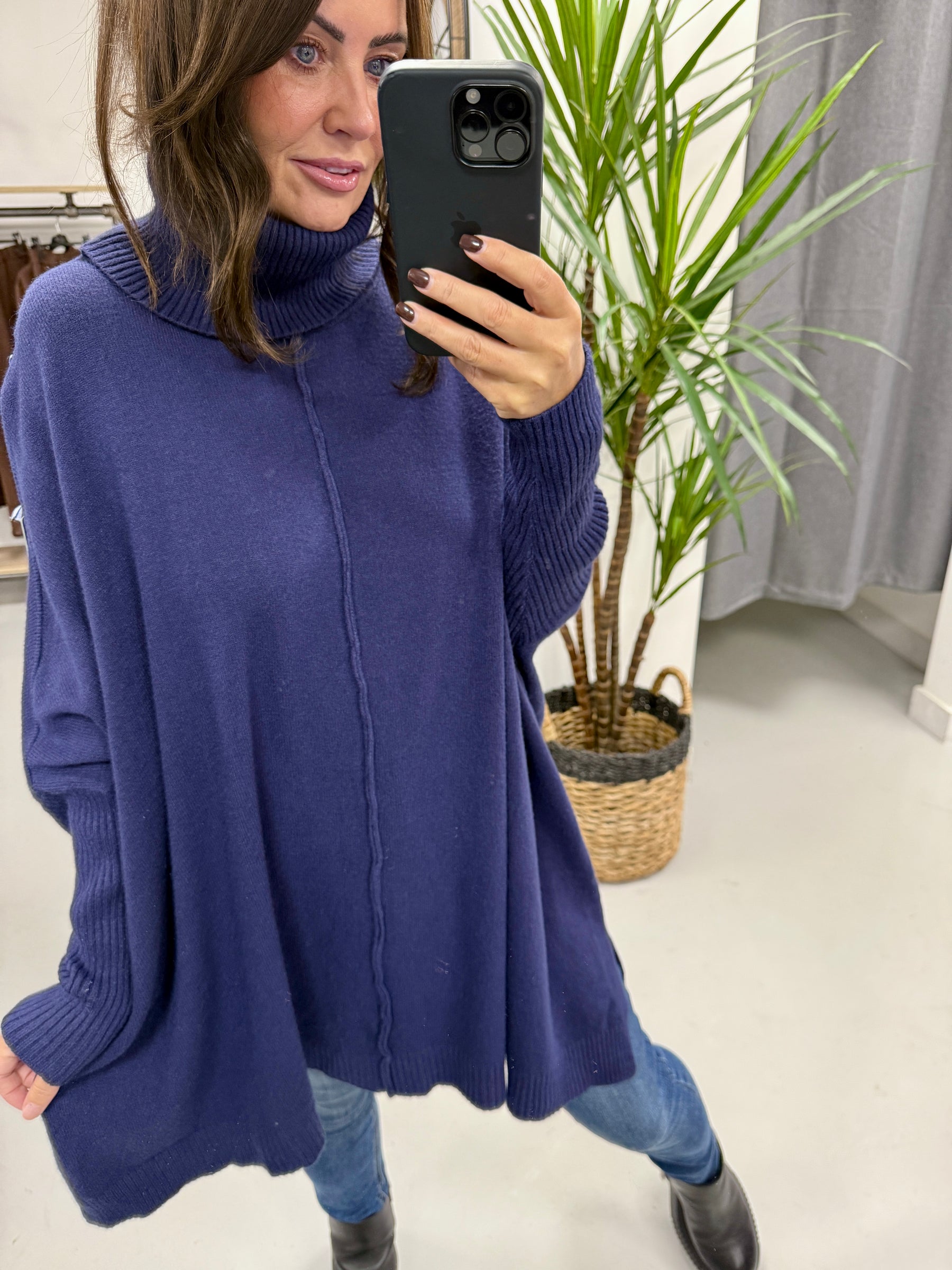 The Esme Soft Knit - Navy