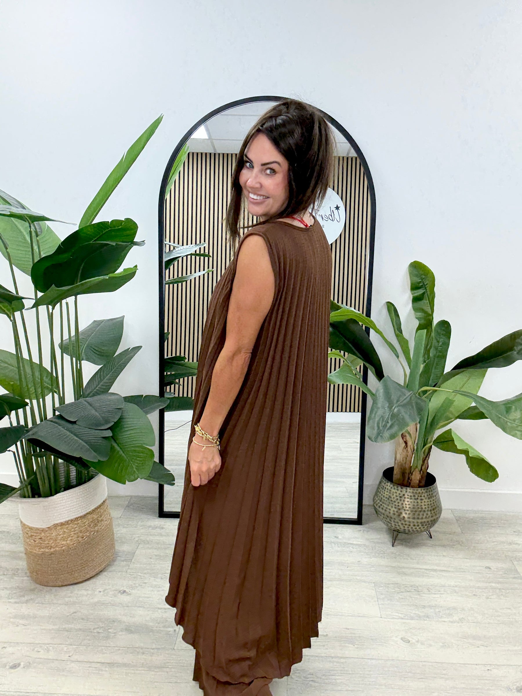 Richmond Pleated Co-Ord - Chocolate