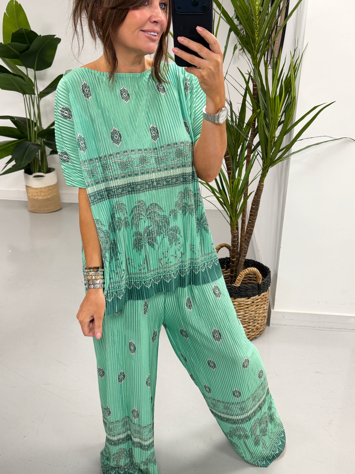 The Egyptian Plisse Trouser Set - Green