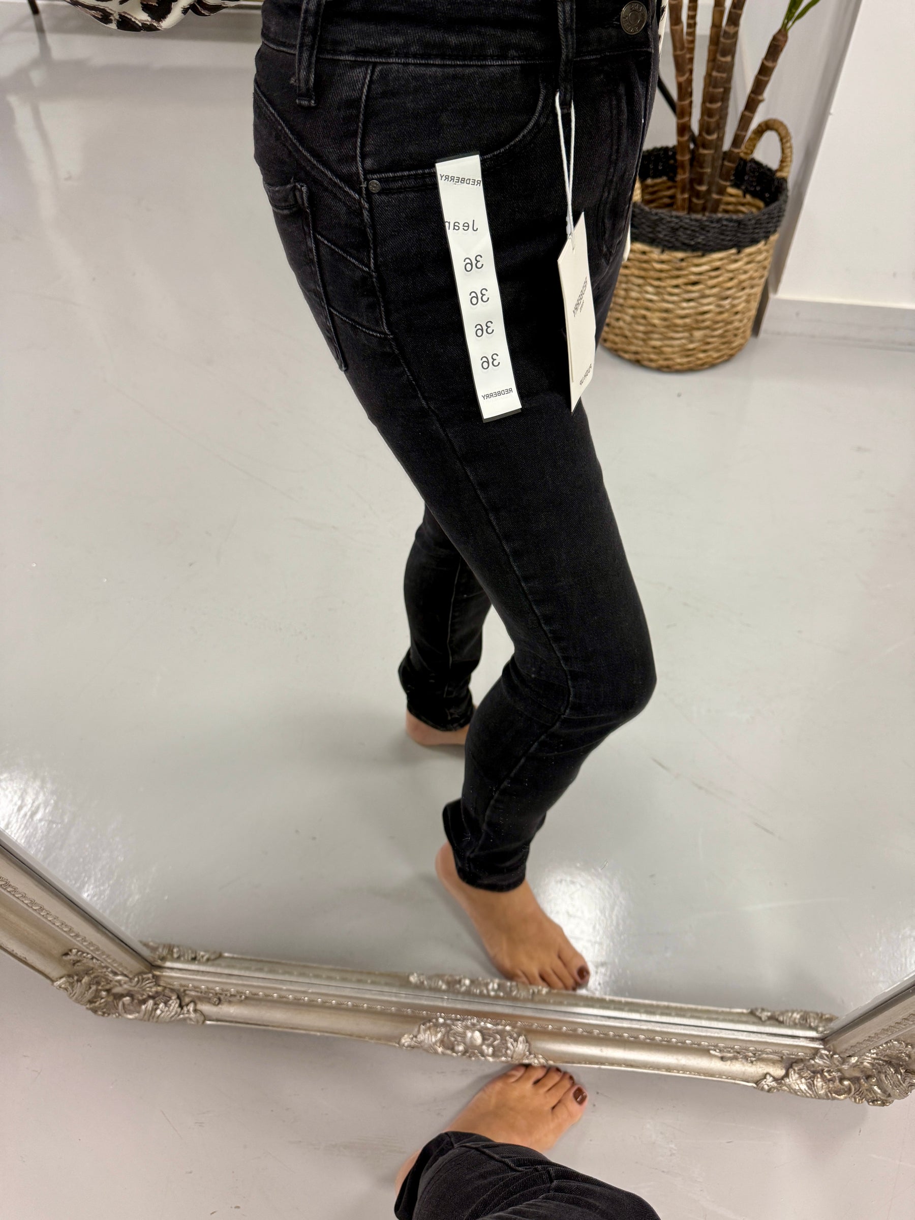 Redberry Push up Skinny Jeans - Black