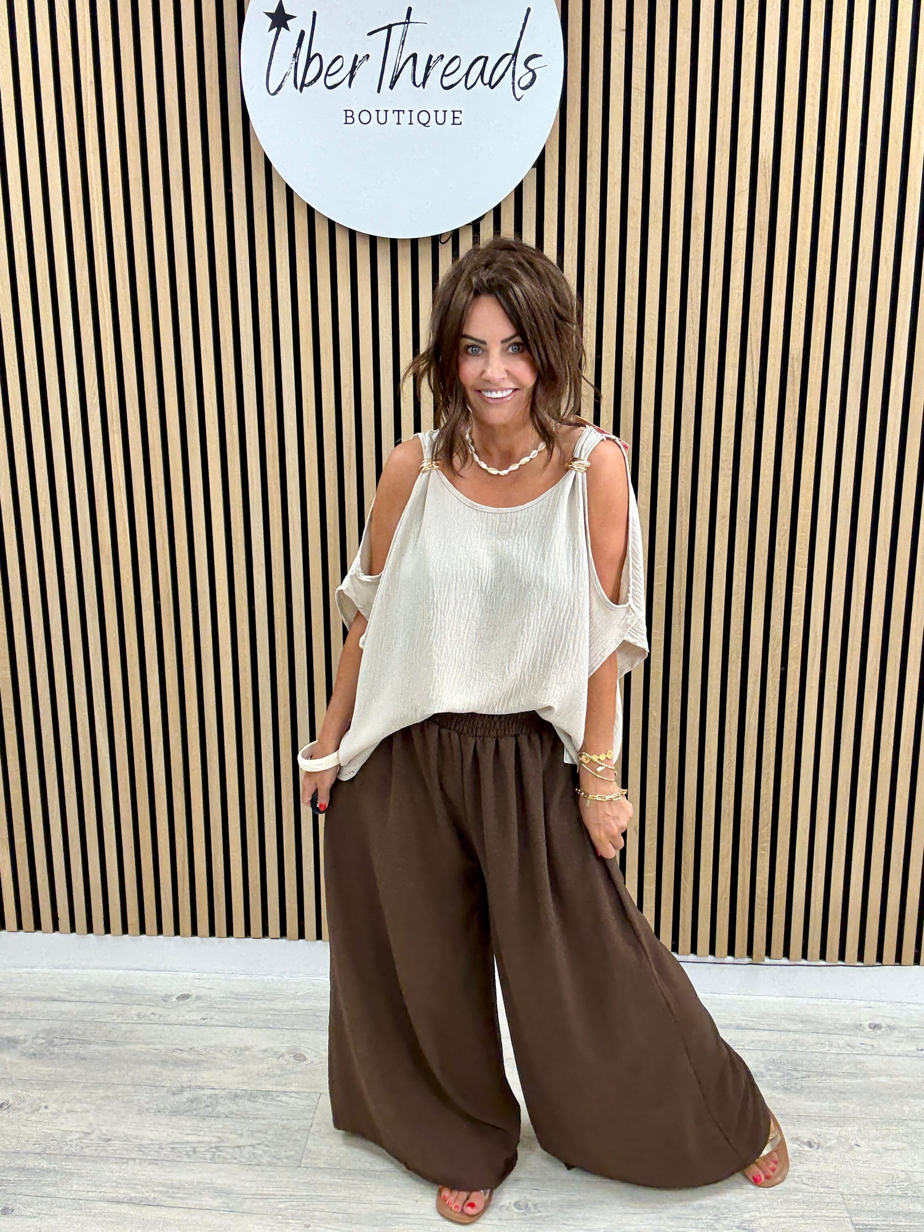 The Calle Cold Shoulder - Cream