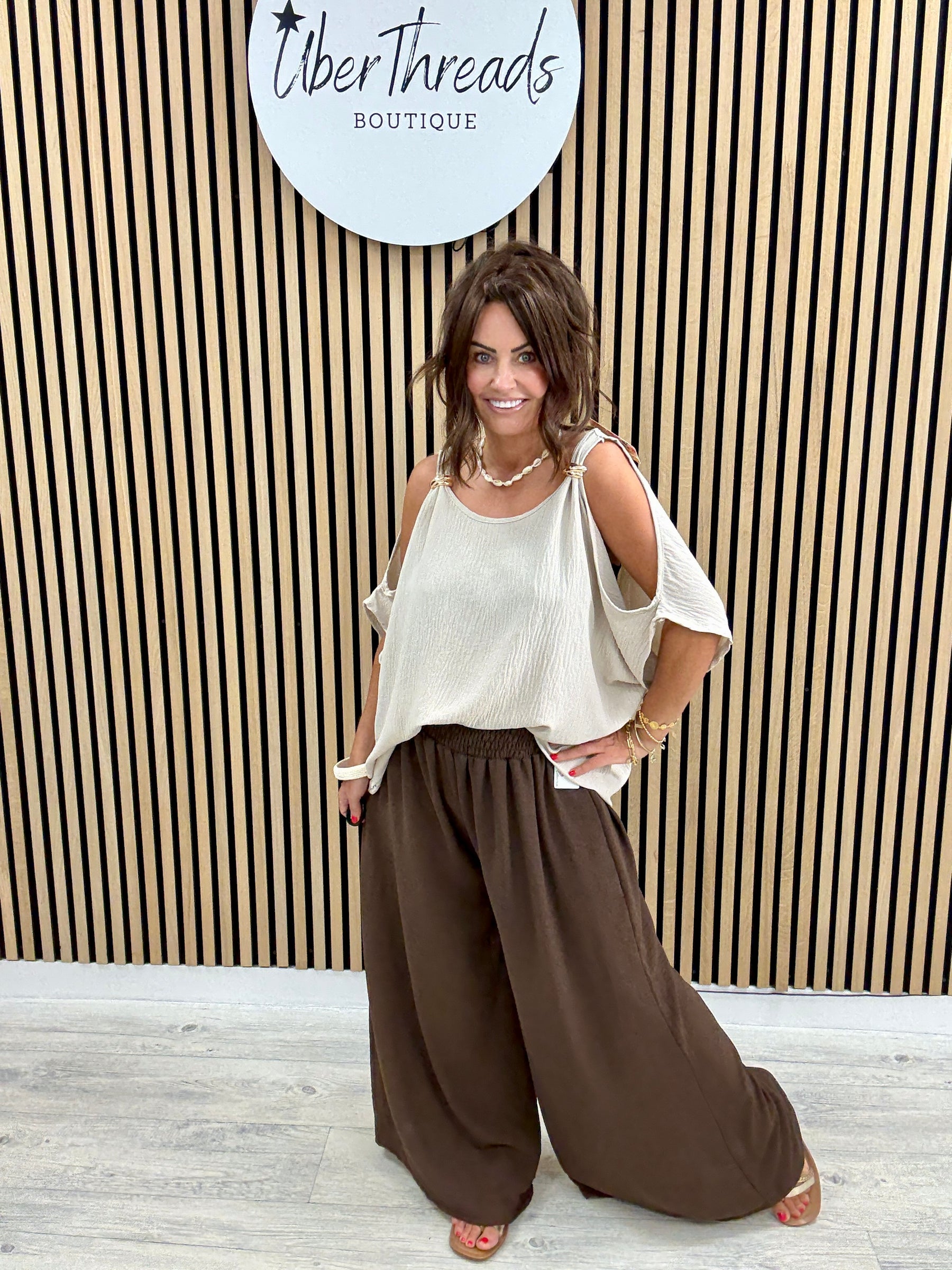 The Calle Cold Shoulder - Cream