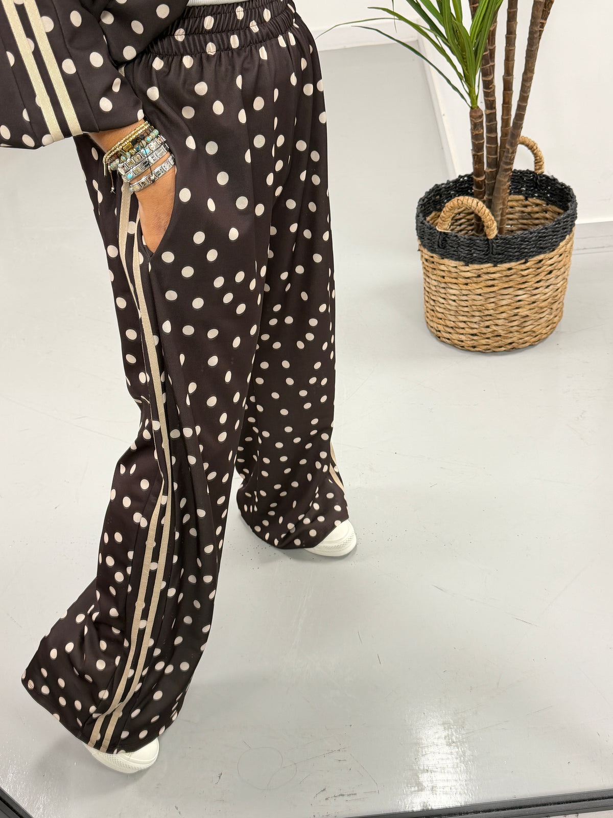 The Polka Stripe Jogger - Chocolate/Cream