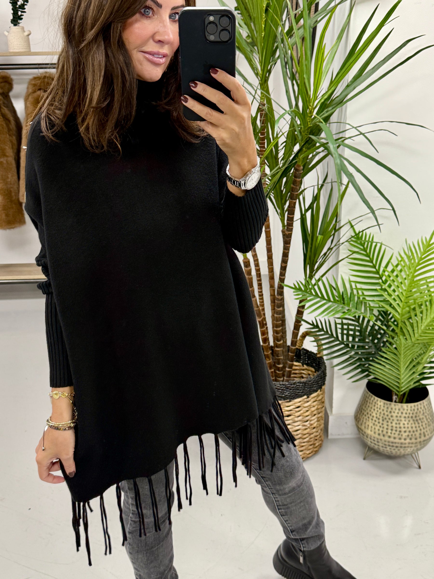 The Roll Neck Fringed Knit - Black