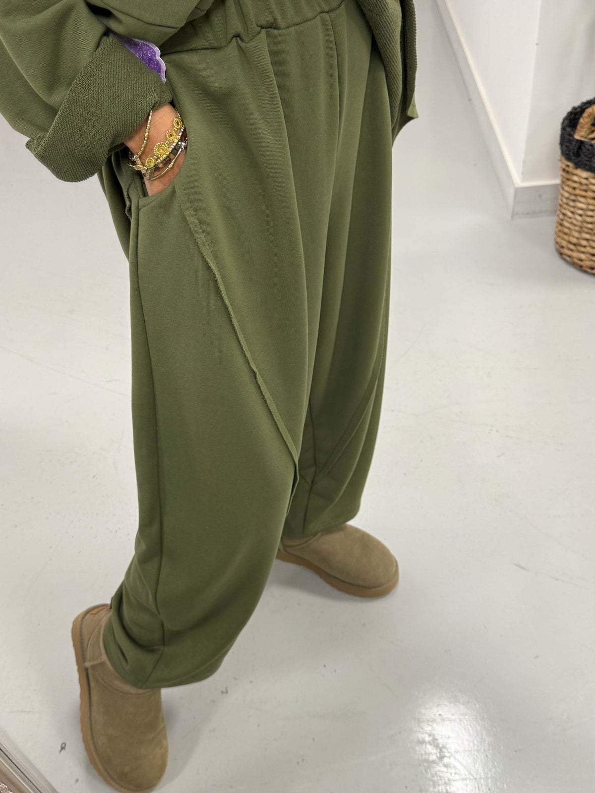 The Deluxe Weekend Collection Jersey Joggers - Olive Green