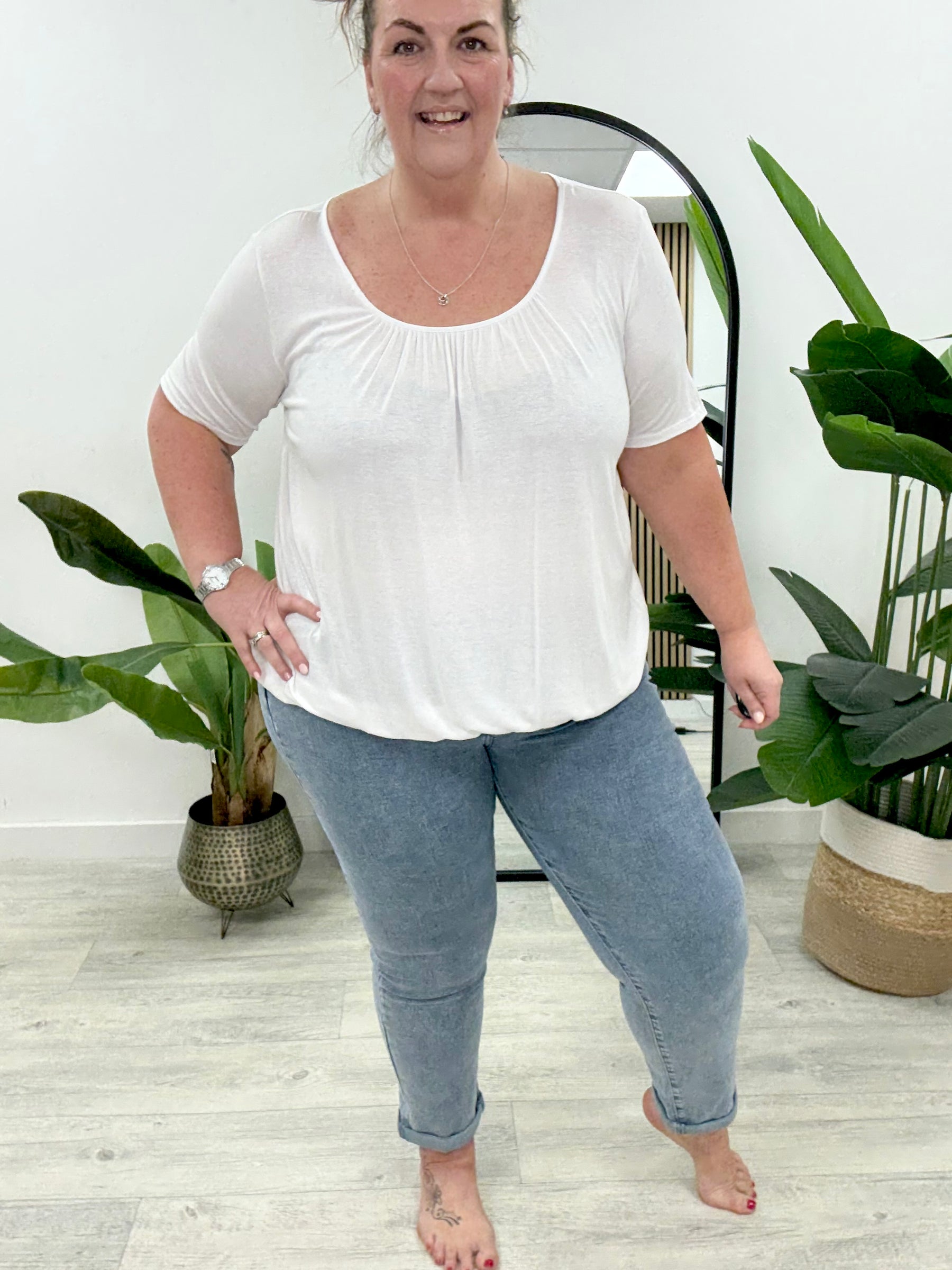 Basic Bubble Tee - White