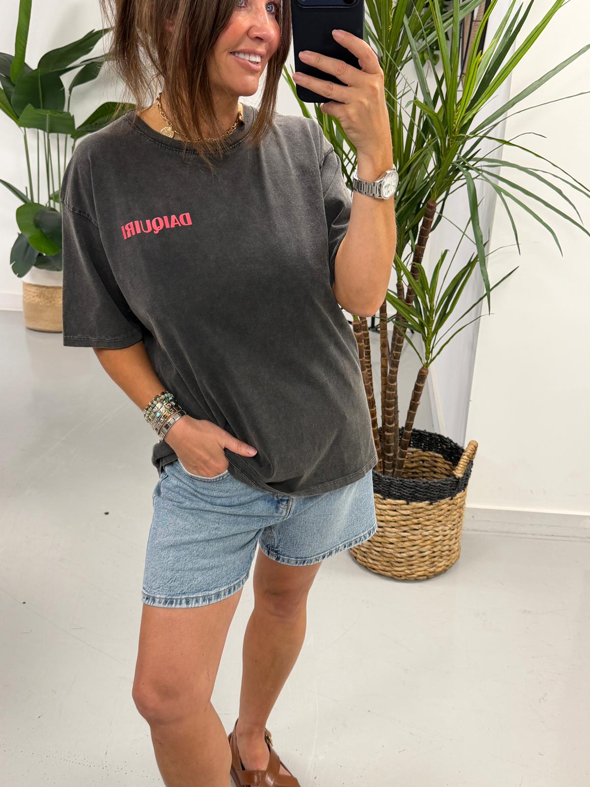 Daiquiri Slogan Tee