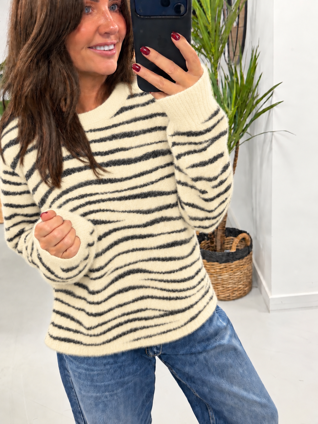 Super Soft Zebra Knit - Buttercream