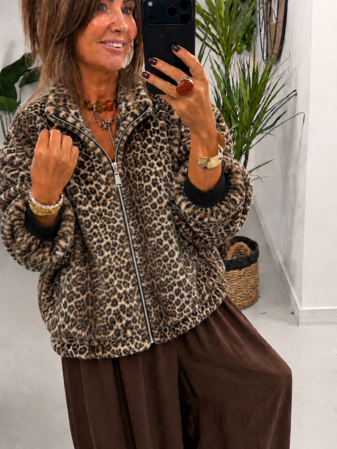 Animal Cropped Sleeve Faux Fur