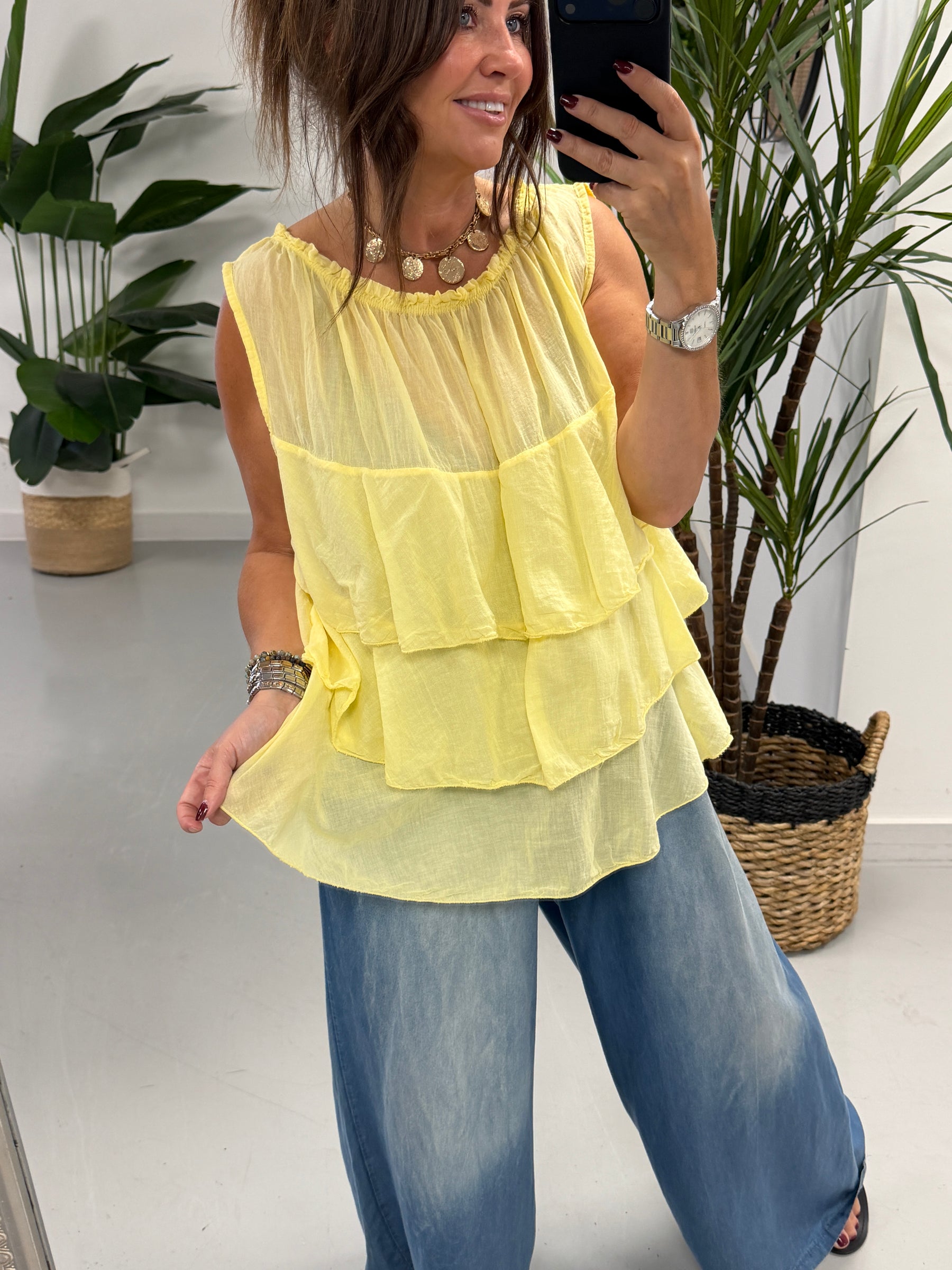 The Rio Ruffle Top - Lemon