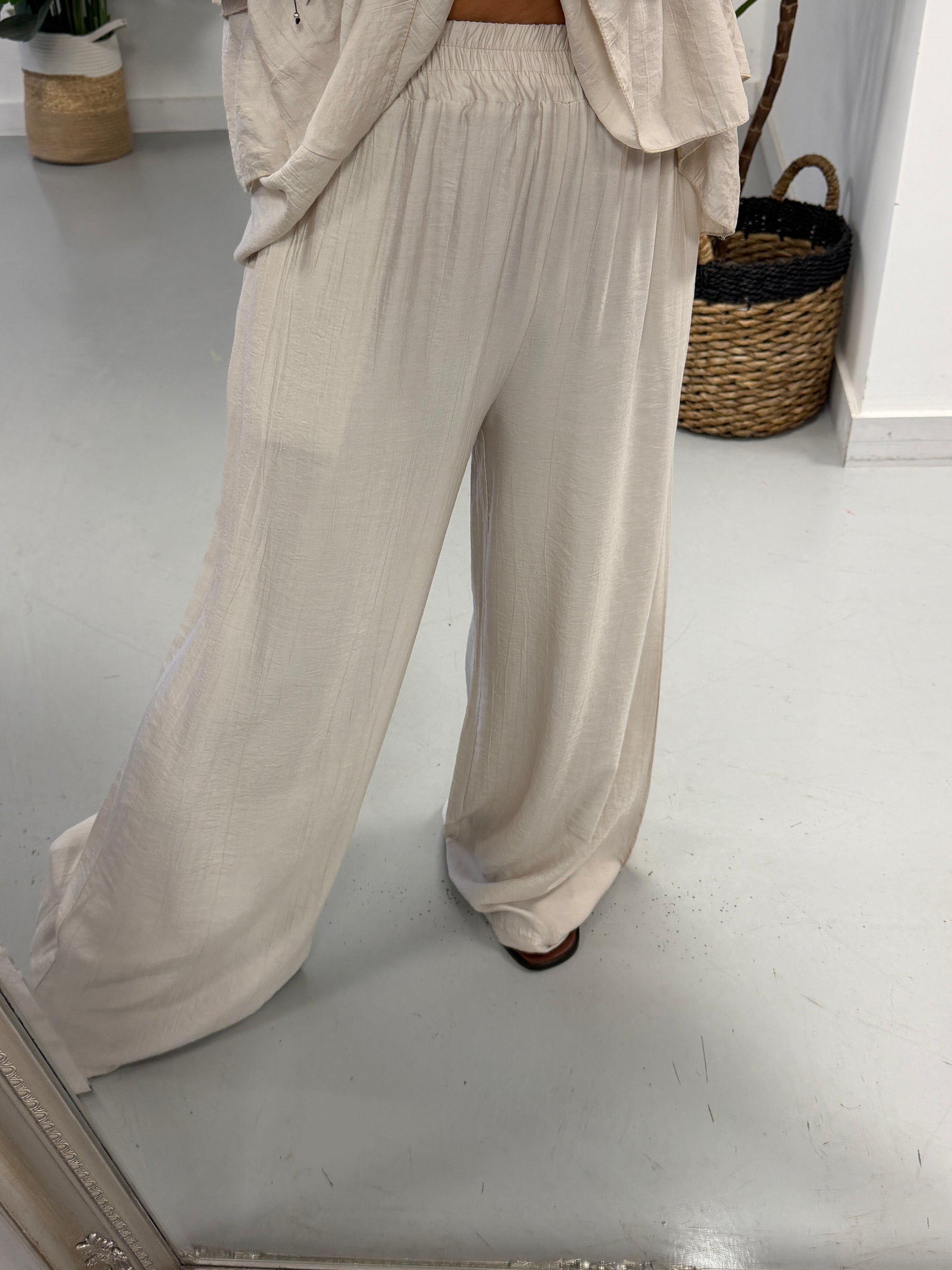 Crinkle Rara Co Ord - Cream