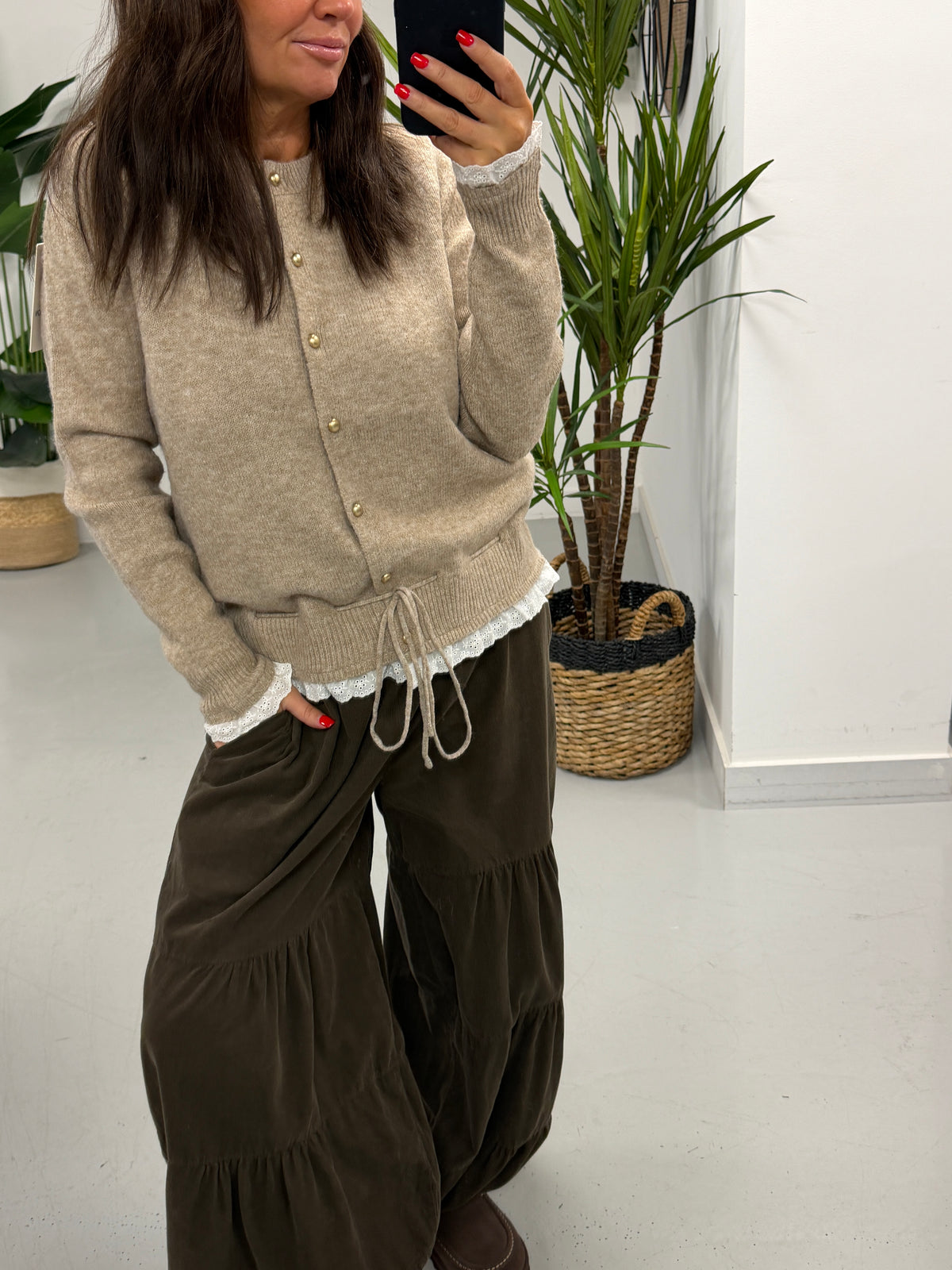 Downtown Ruffle Cardigan - Camel