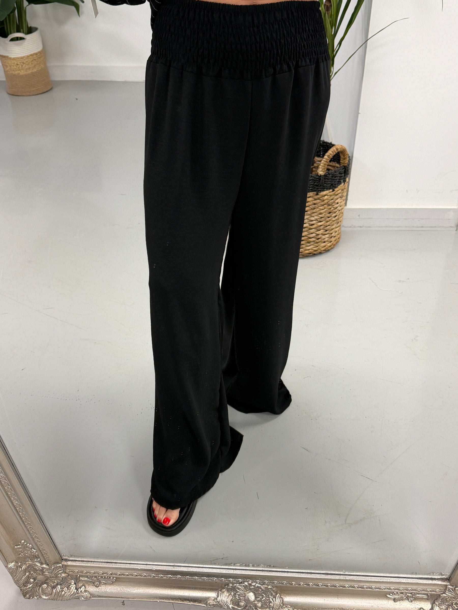 The Classic Palazzo - Black