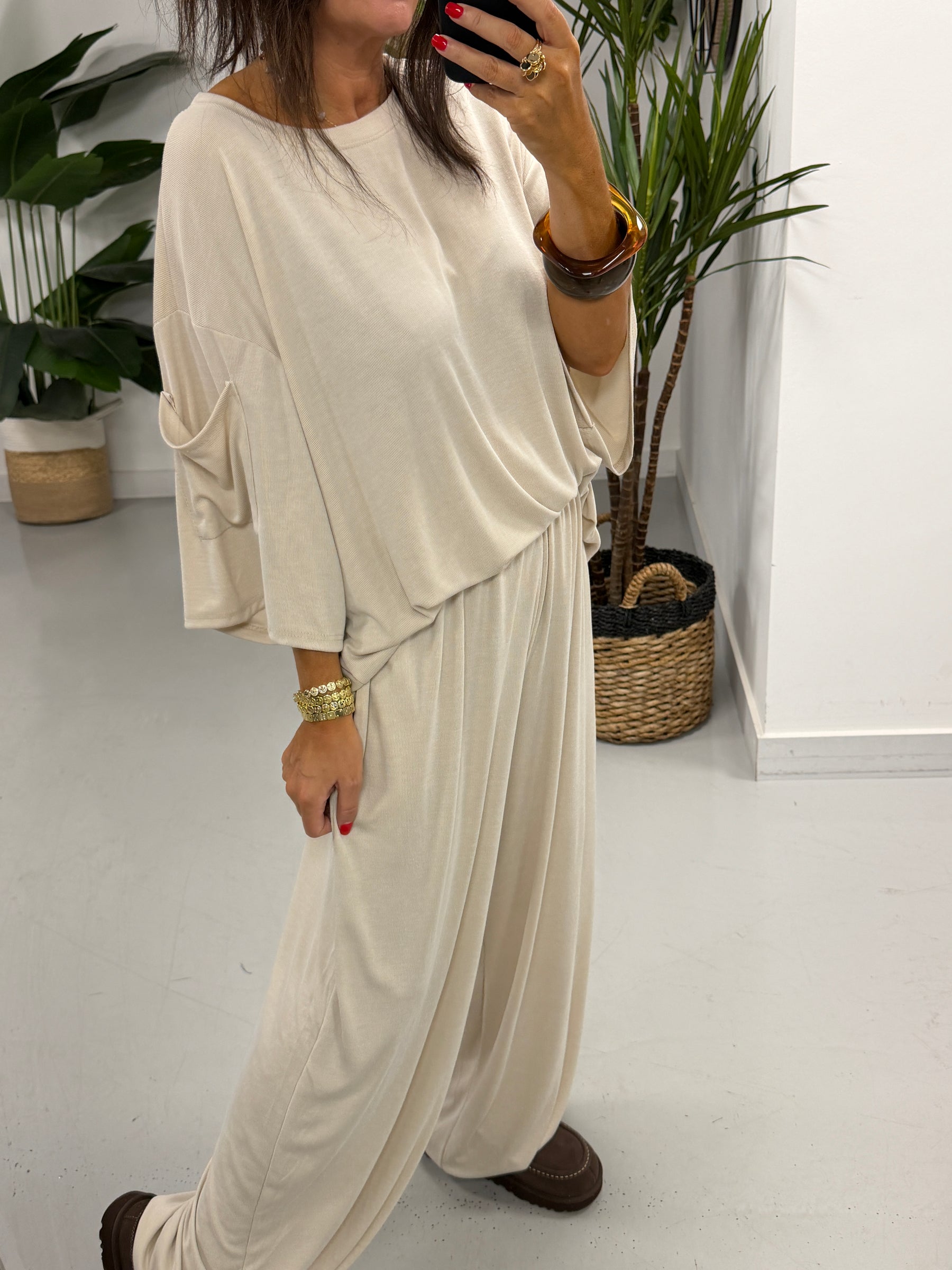 The UTB Weekend Slouch Co-Ord - Cream (Size 2)