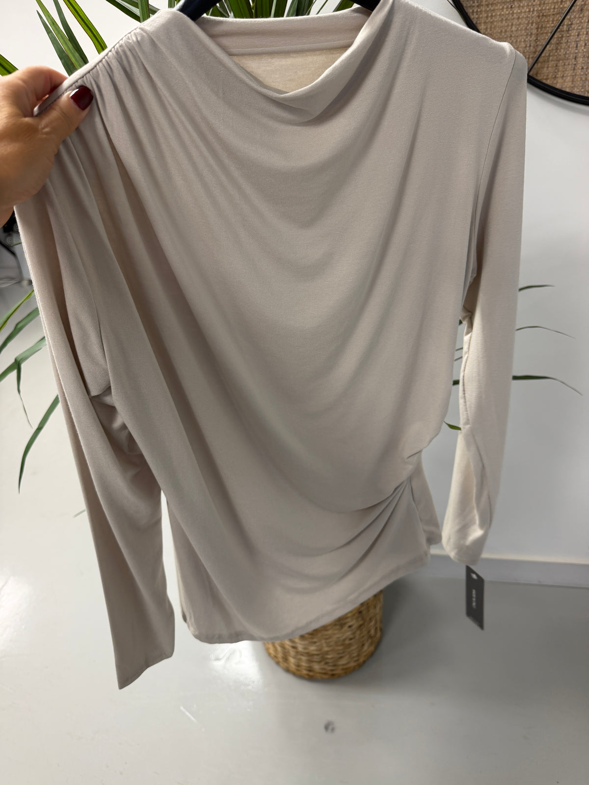Basic Ruffle Neck - Cream  (Size 10-14)