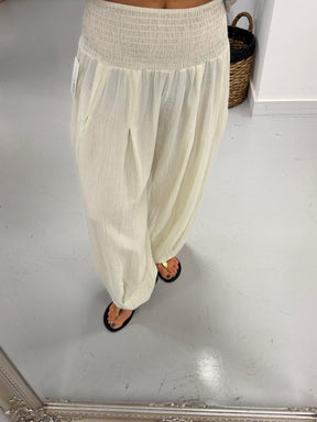 The Shirred TicToc Crinkle Balloon Trouser - Buttercream