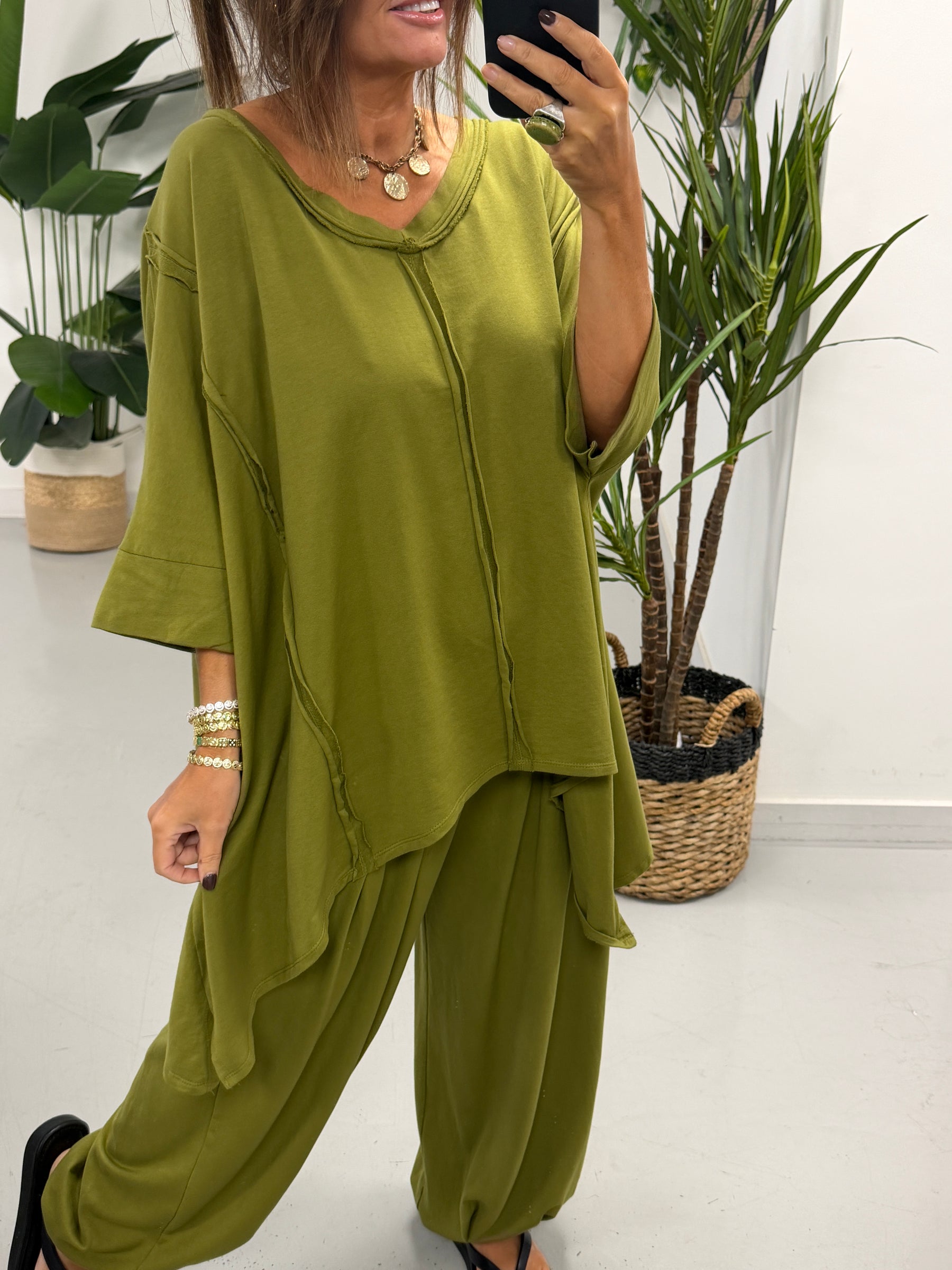 The Freestyle Slouch Handkerchief Hem Sweat - Olive Green