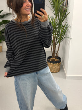 The Weekend Chill Cuff Stripe - Grey/Black (Special Buy No Return) Size 10 - 14