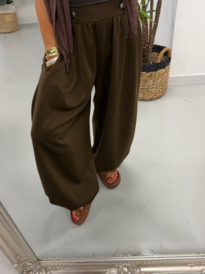 The Soft Touch Military Balloon Joggers - Chocolate