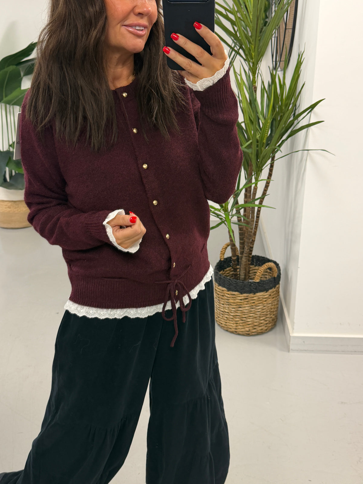 Downtown Ruffle Cardigan - Wine